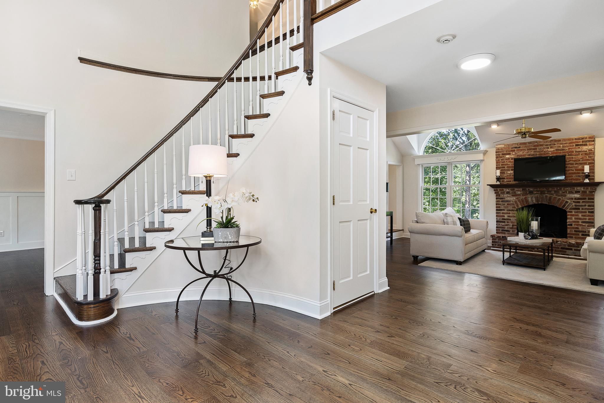 ROSE TREE ESTS - Residential