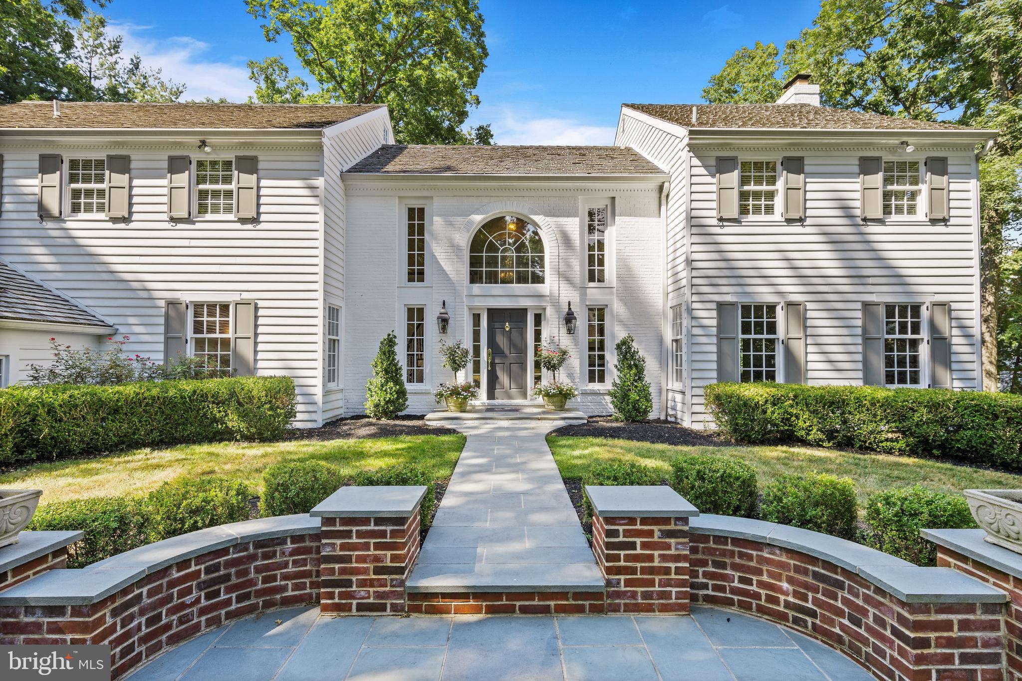 ROSE TREE ESTS - Residential