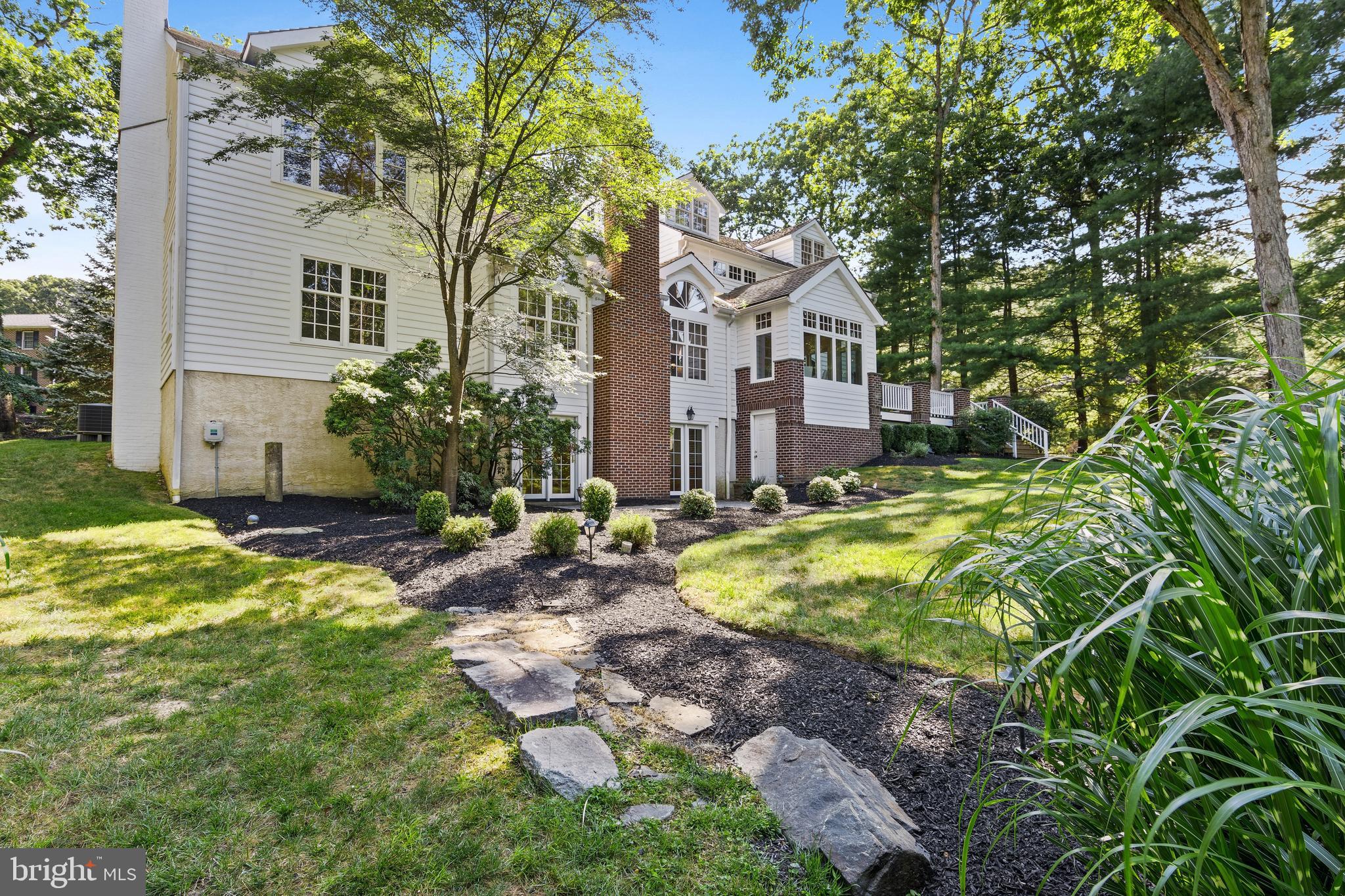 ROSE TREE ESTS - Residential