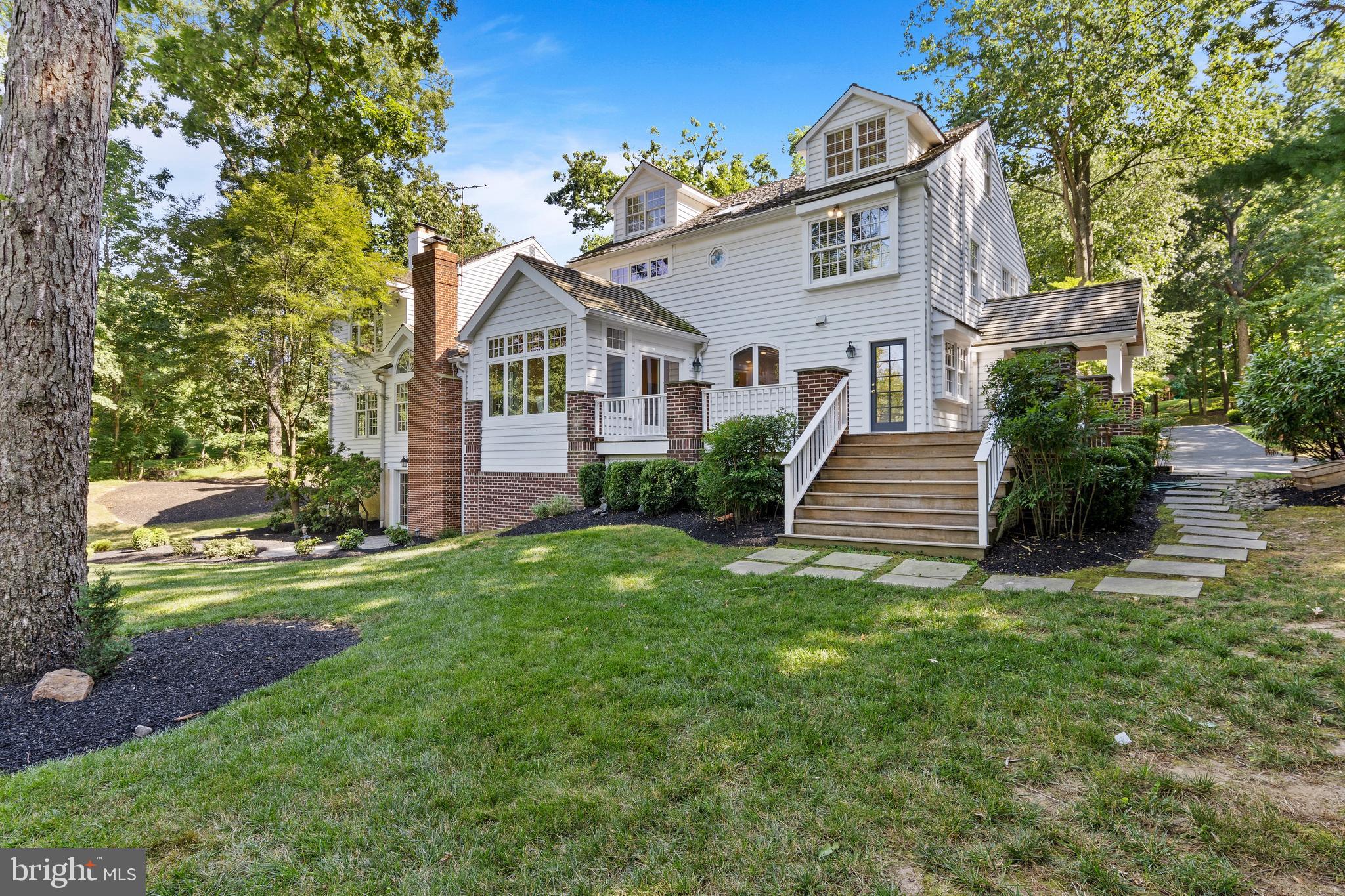 ROSE TREE ESTS - Residential