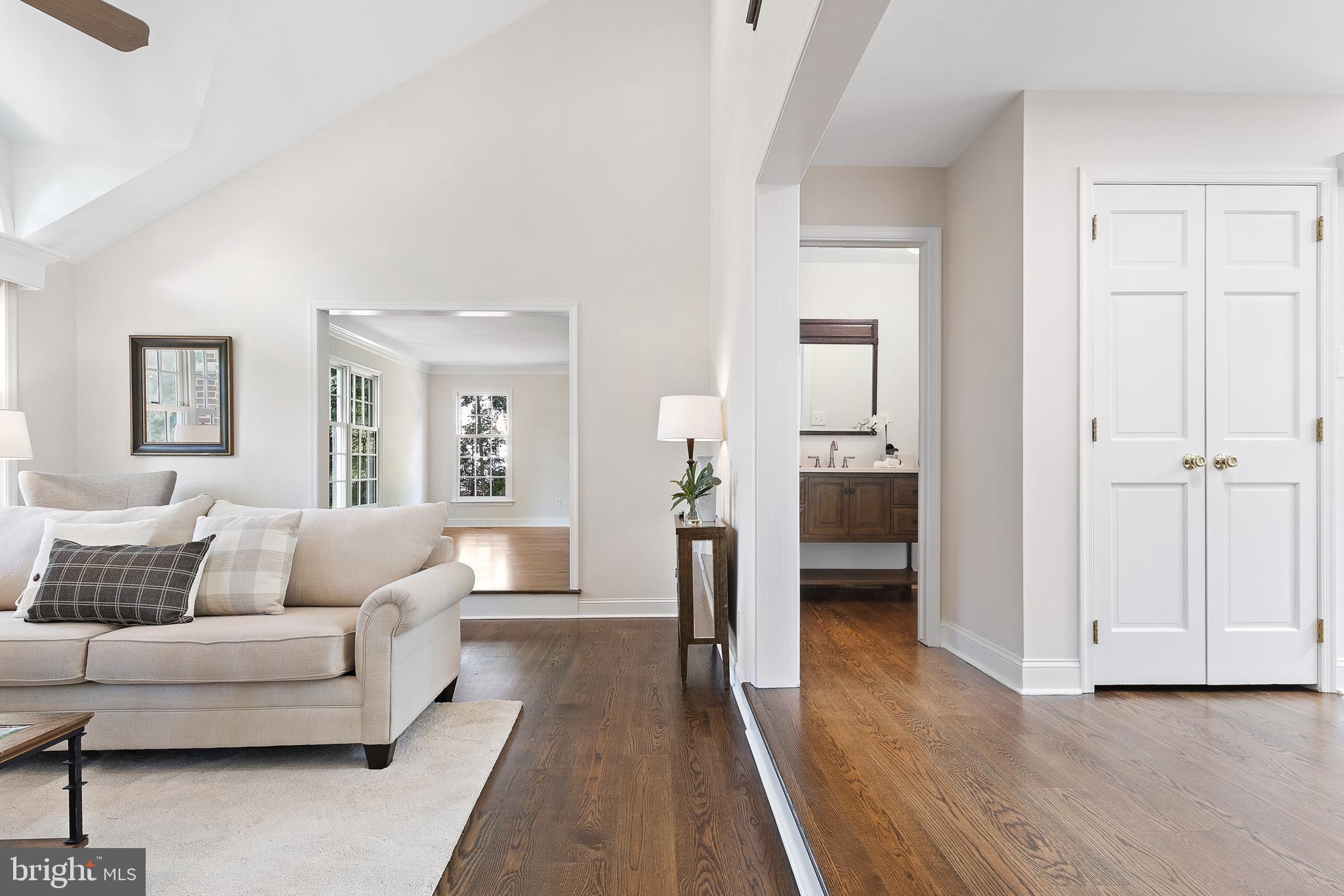 ROSE TREE ESTS - Residential