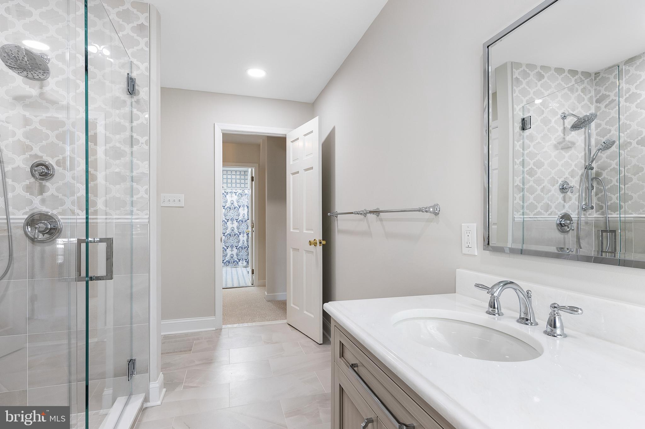 ROSE TREE ESTS - Residential