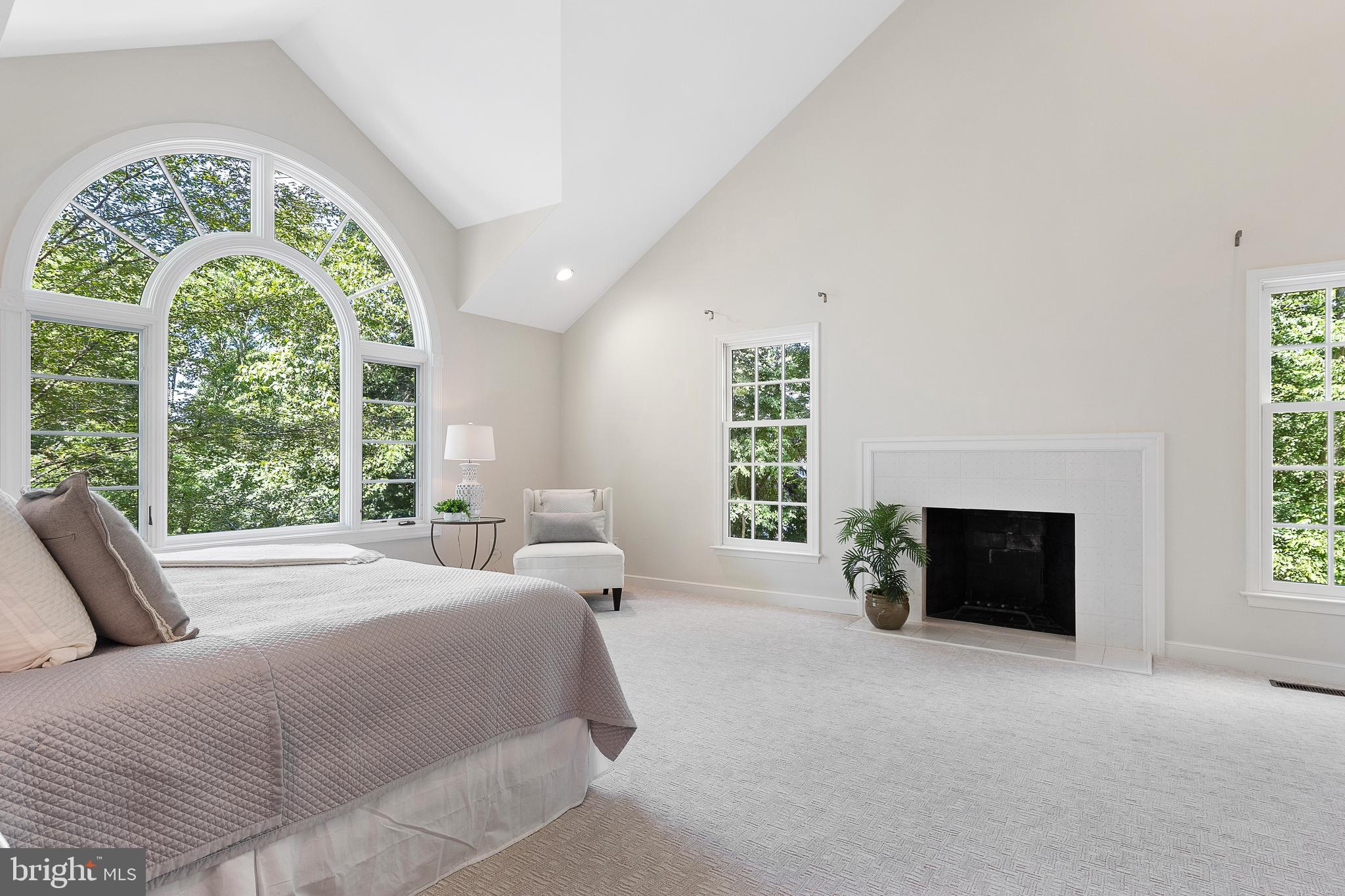 ROSE TREE ESTS - Residential