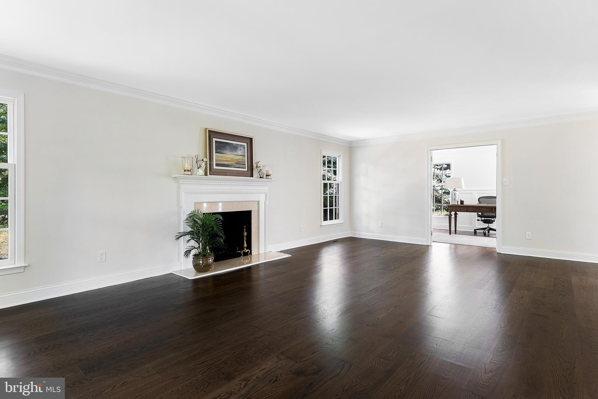 ROSE TREE ESTS - Residential