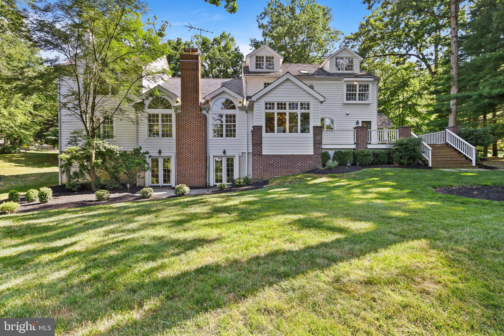 ROSE TREE ESTS - Residential