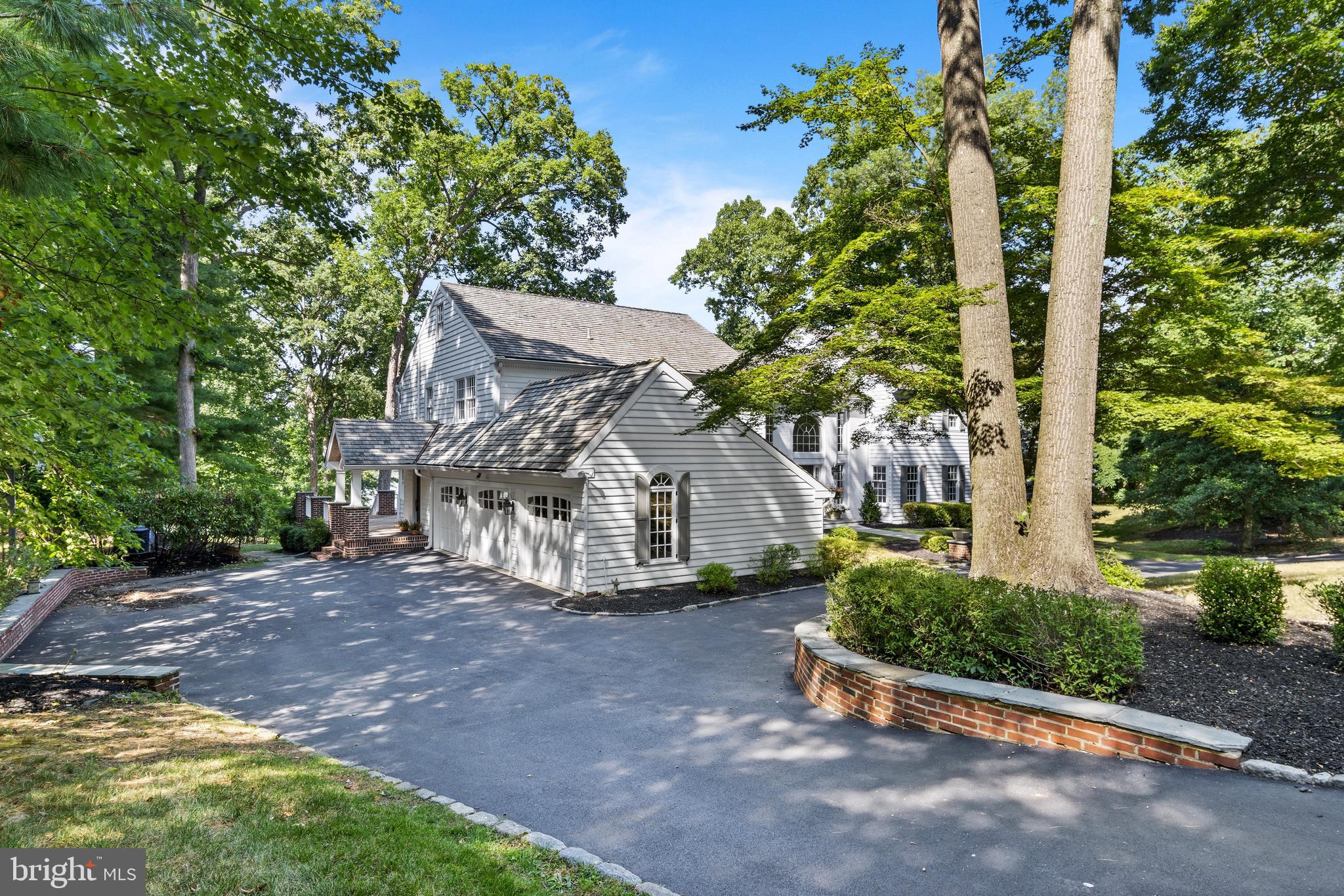 ROSE TREE ESTS - Residential