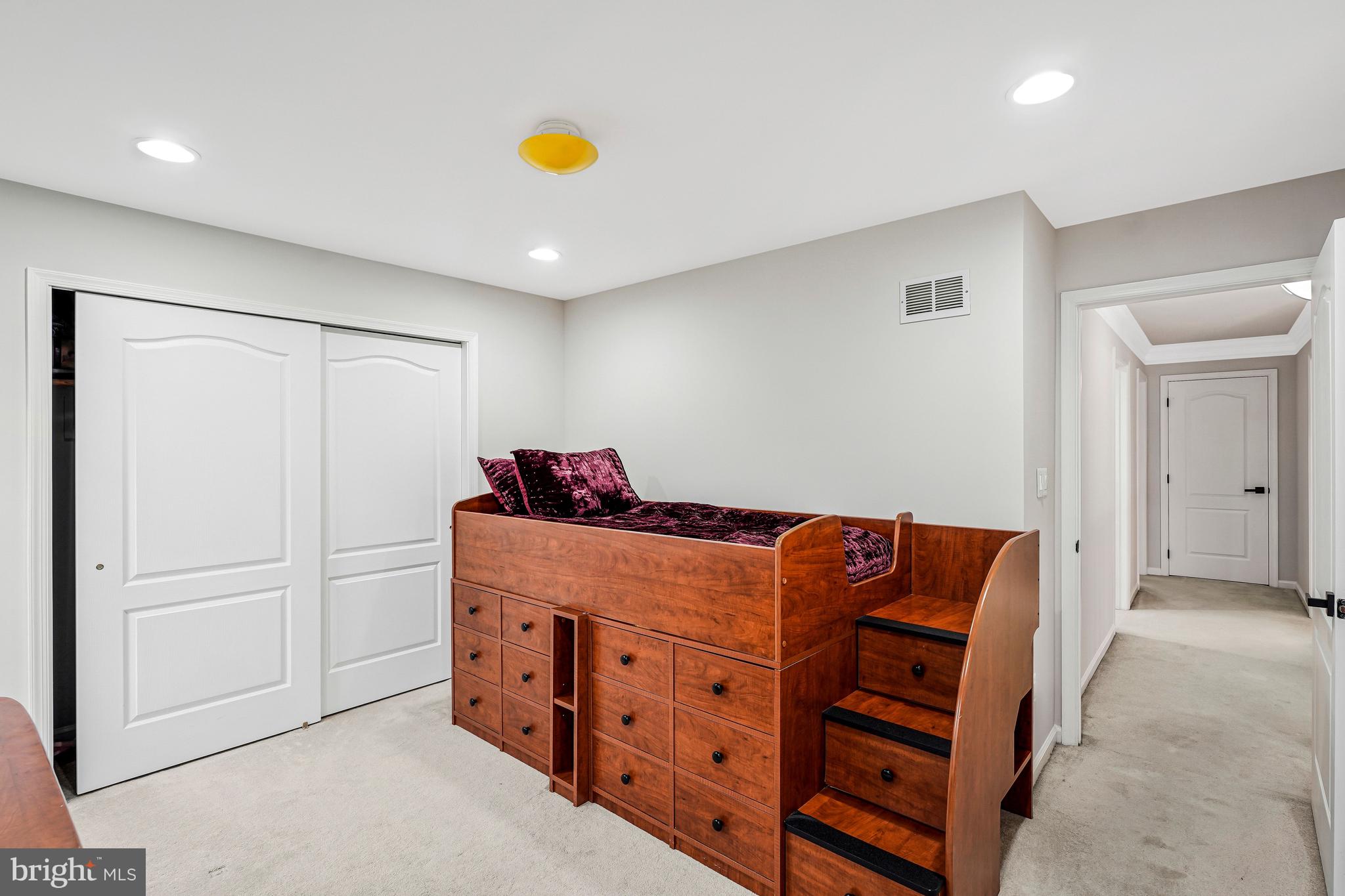 CENTURY OAK - Residential