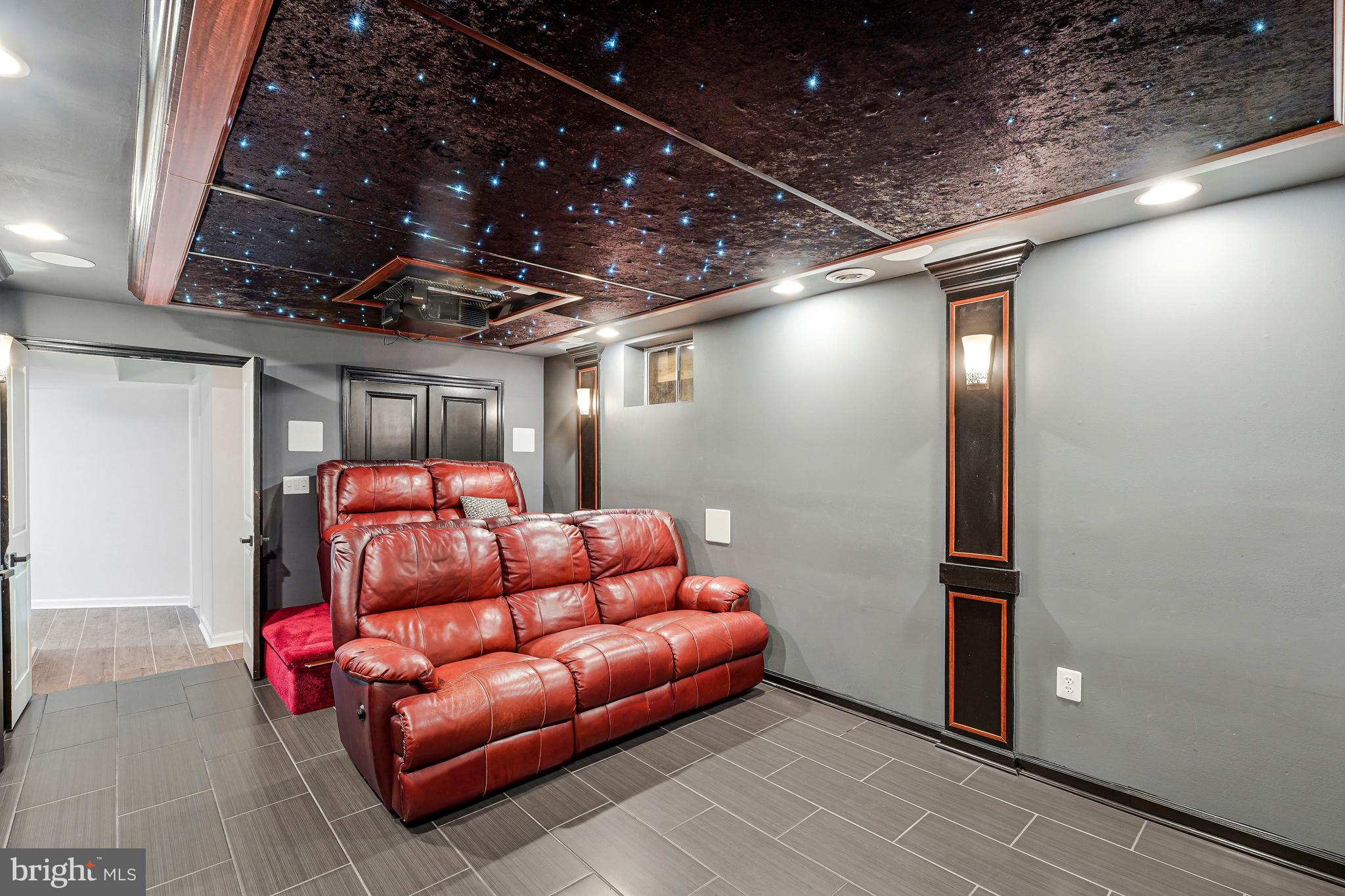 CENTURY OAK - Residential