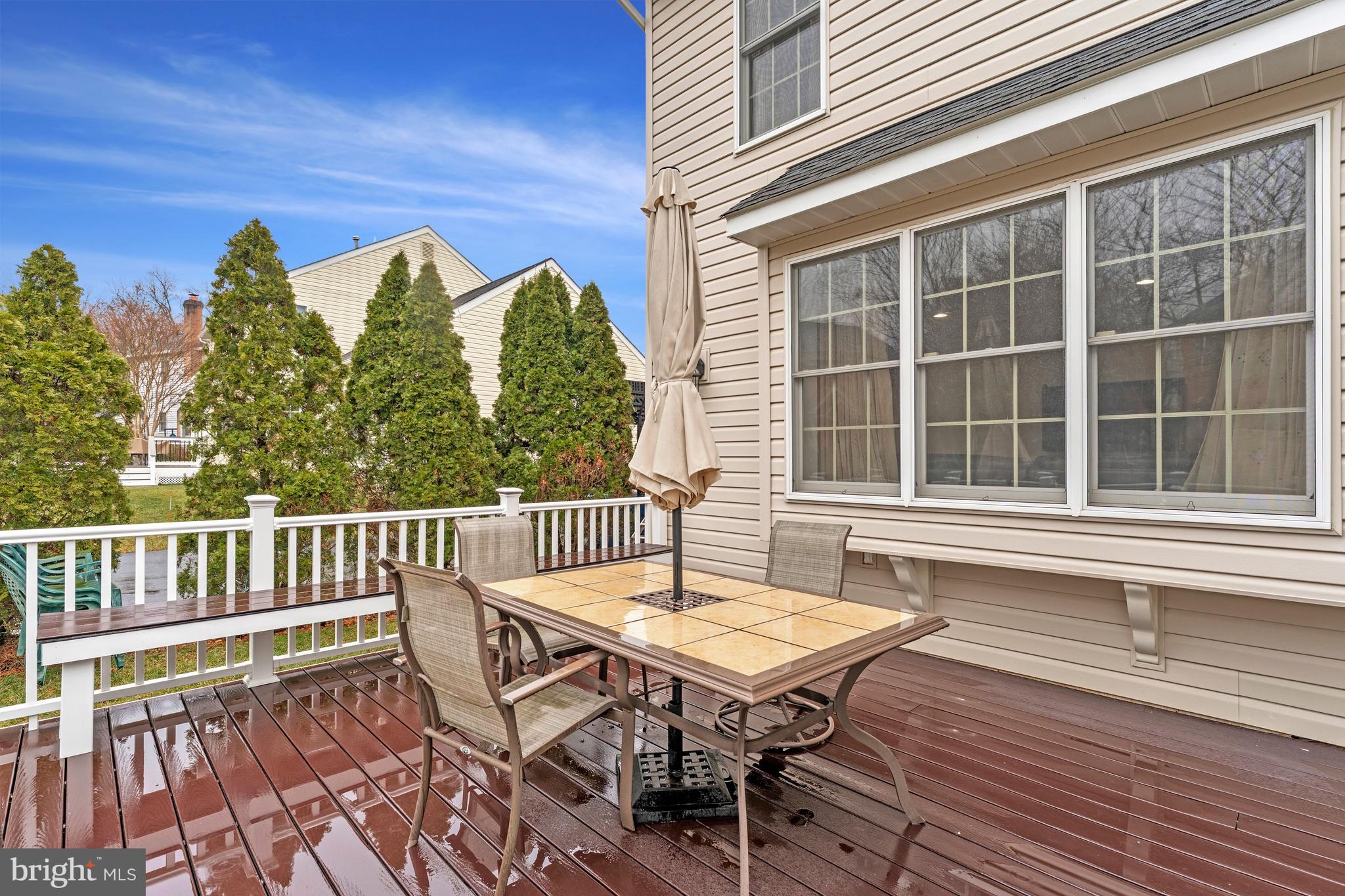 CENTURY OAK - Residential