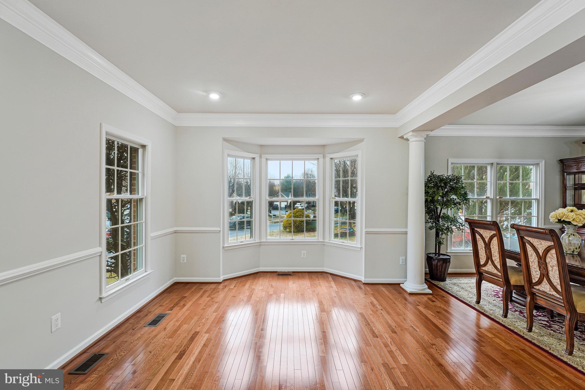 CENTURY OAK - Residential