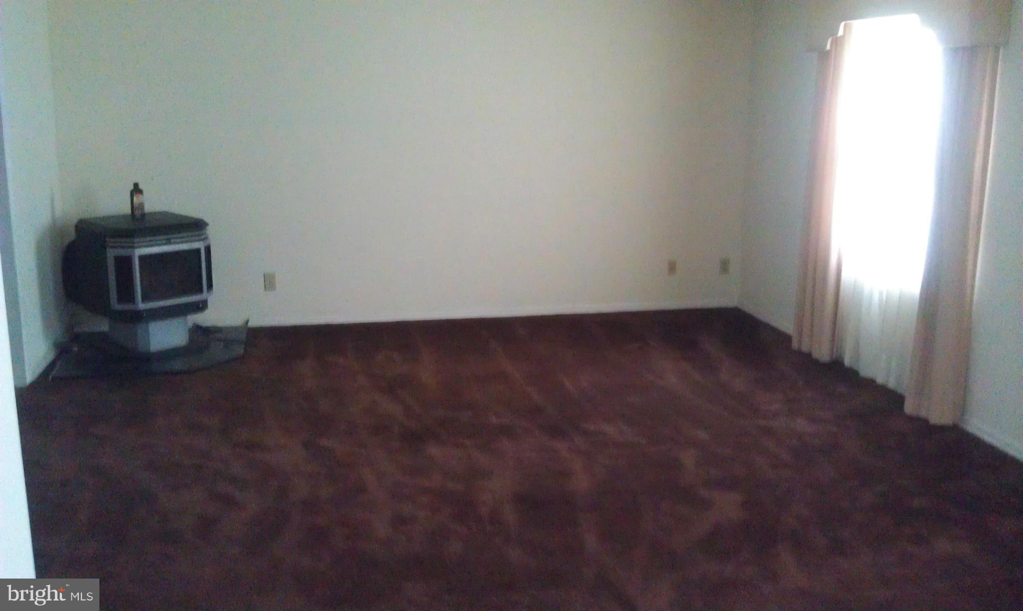 SHADOW WOODS - Residential Lease