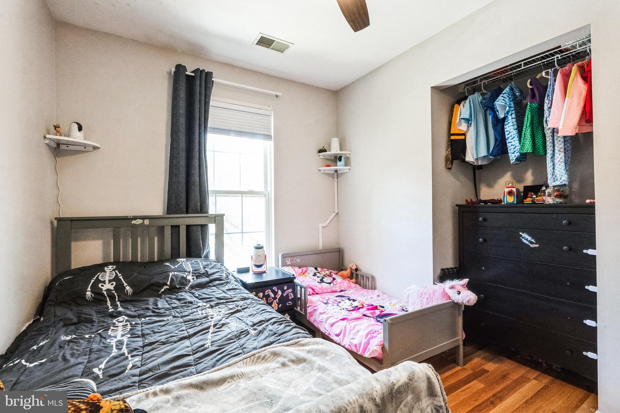 SPRING RIDGE - Residential