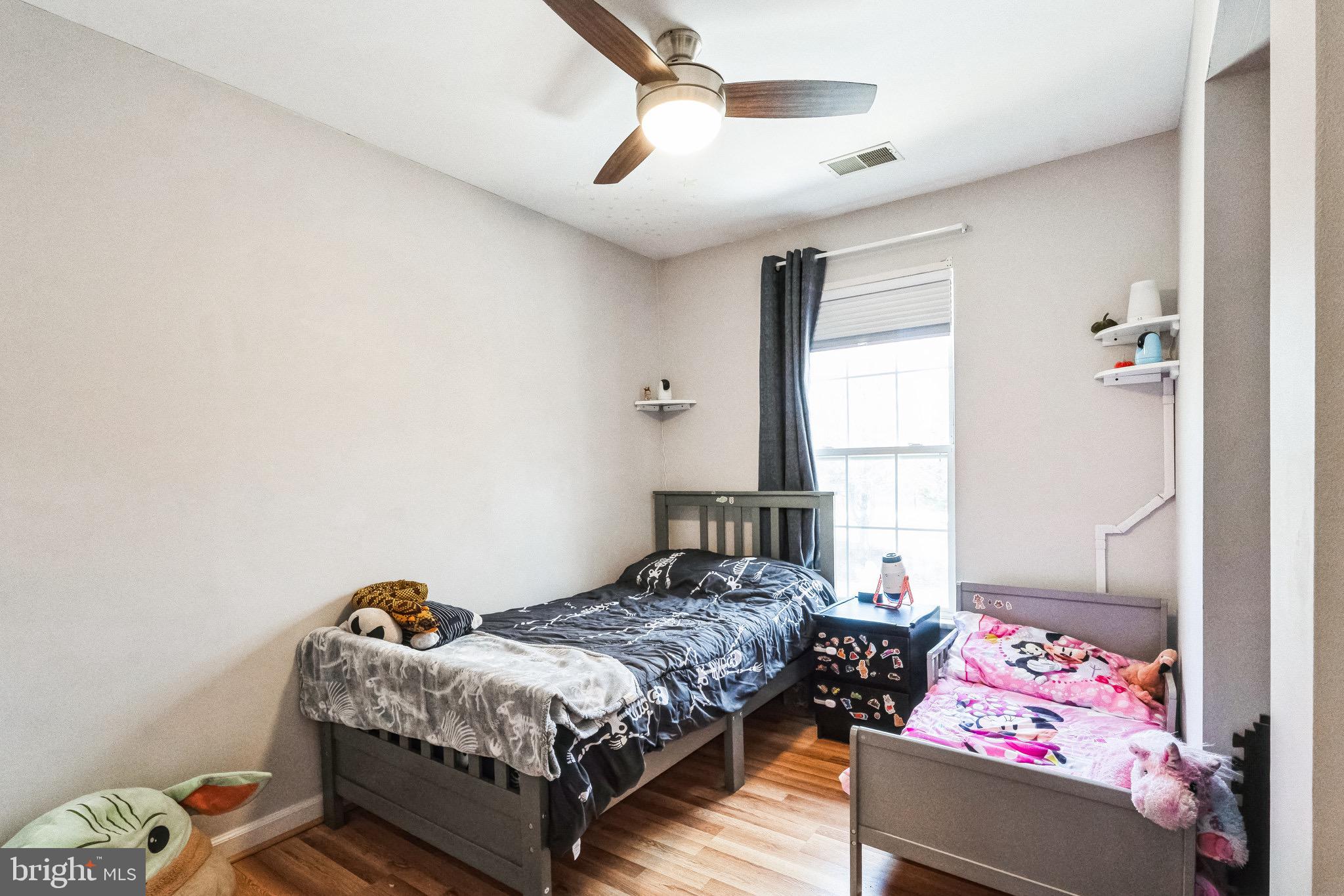 SPRING RIDGE - Residential