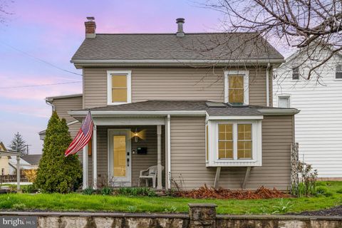 Photo of 1 N Fulton Street, Manheim, PA 17545 (MLS # PALA2048264)