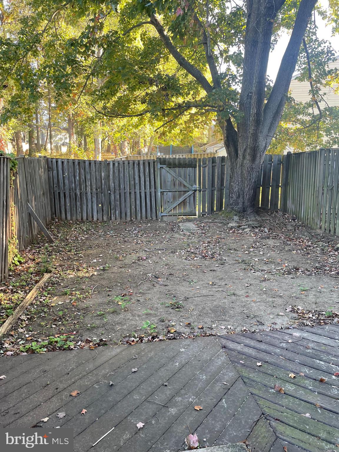 WAKEFIELD NEIGHBORHOOD - Residential Lease