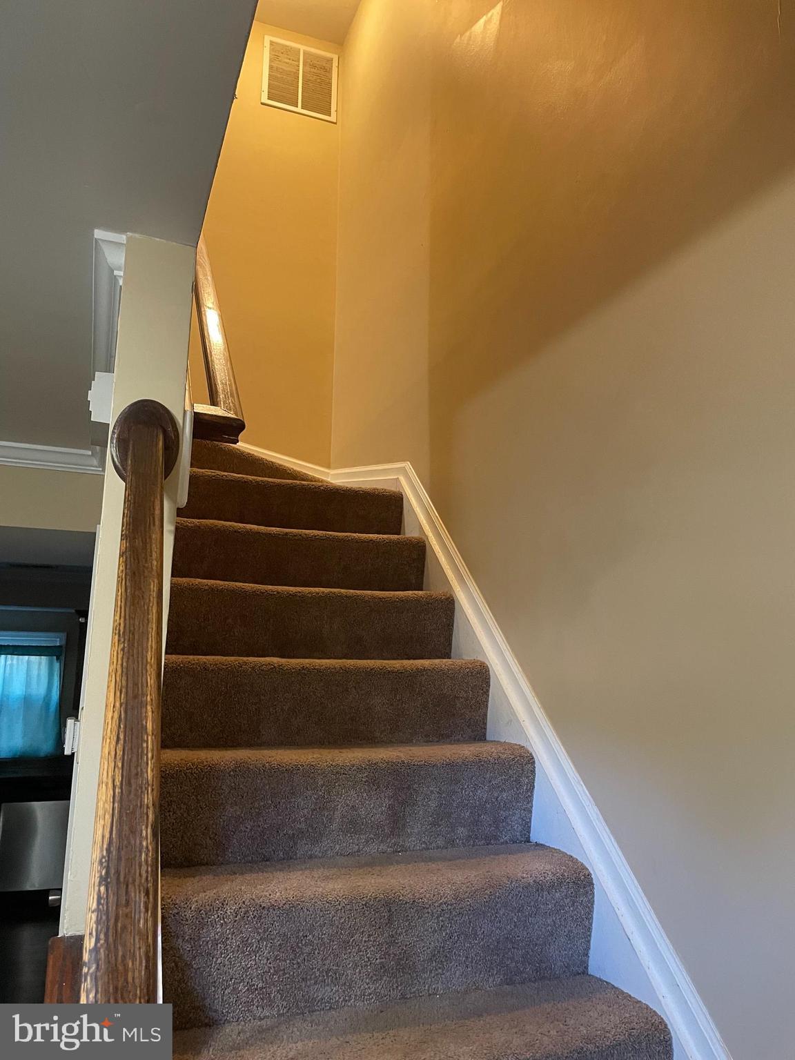 WAKEFIELD NEIGHBORHOOD - Residential Lease