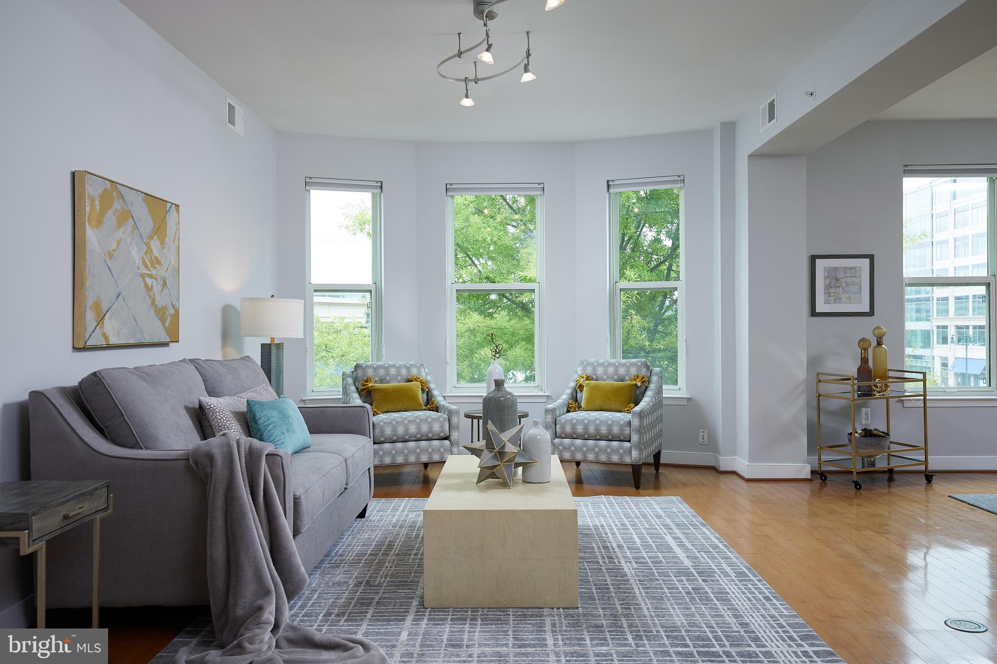 PARK POTOMAC - Residential