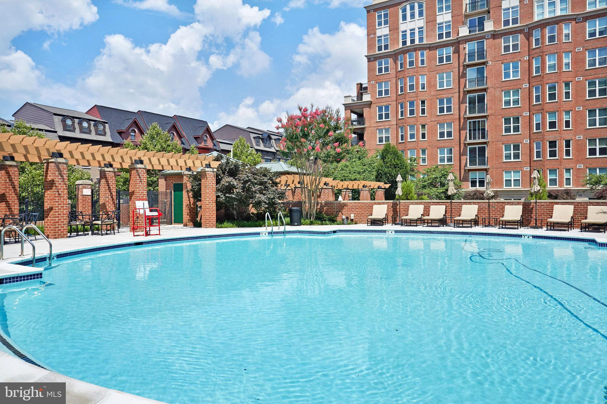 PARK POTOMAC - Residential