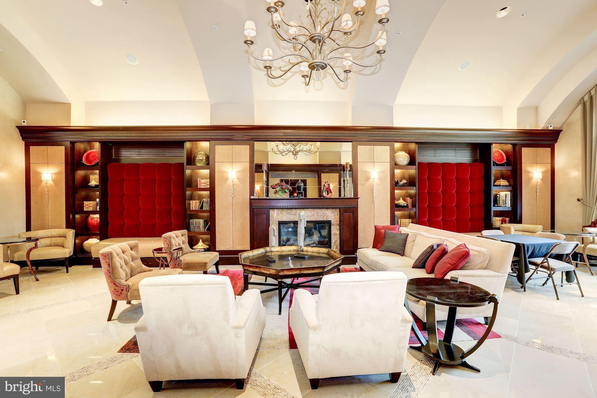 PARK POTOMAC - Residential