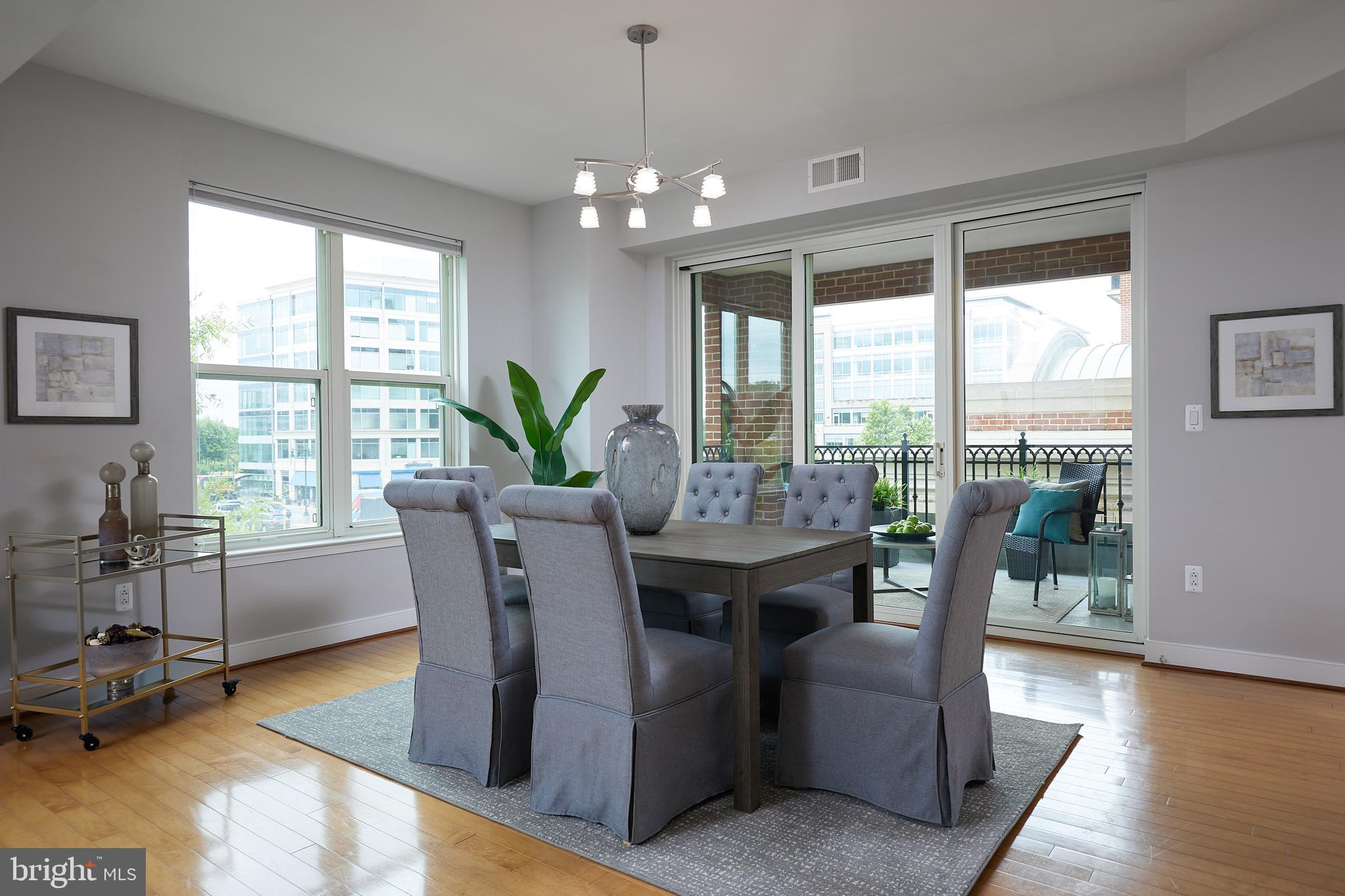 PARK POTOMAC - Residential