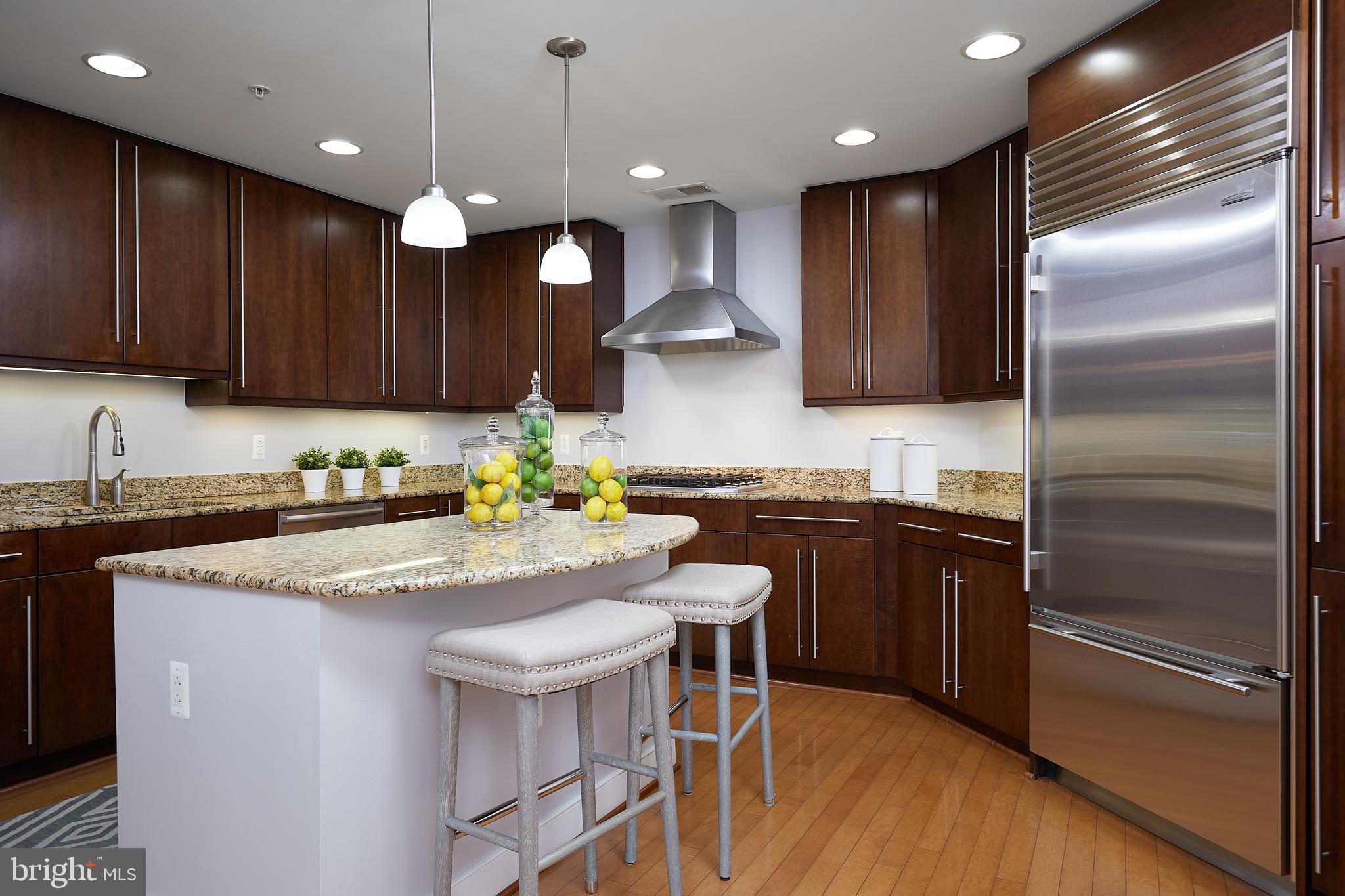 PARK POTOMAC - Residential