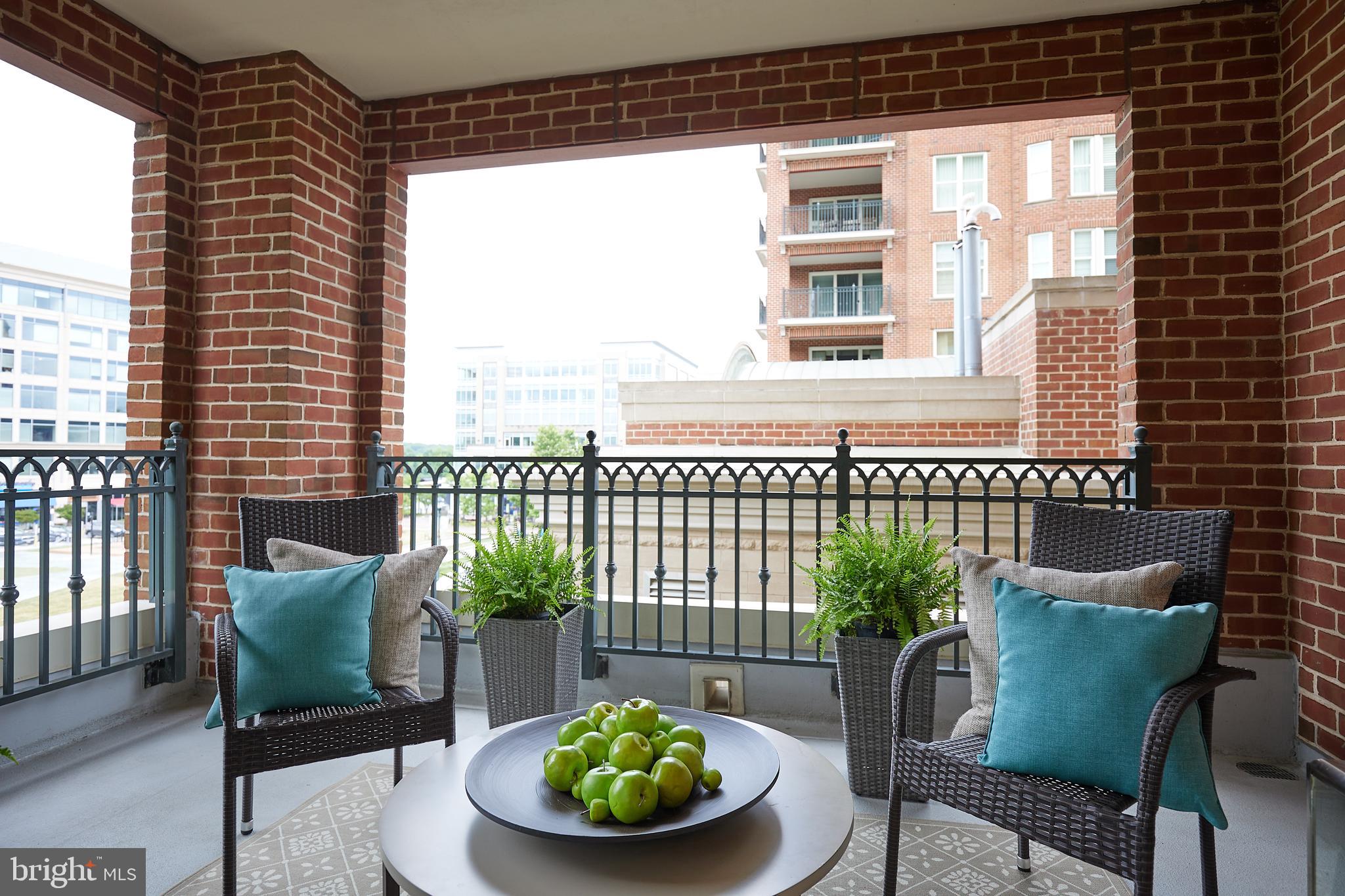 PARK POTOMAC - Residential