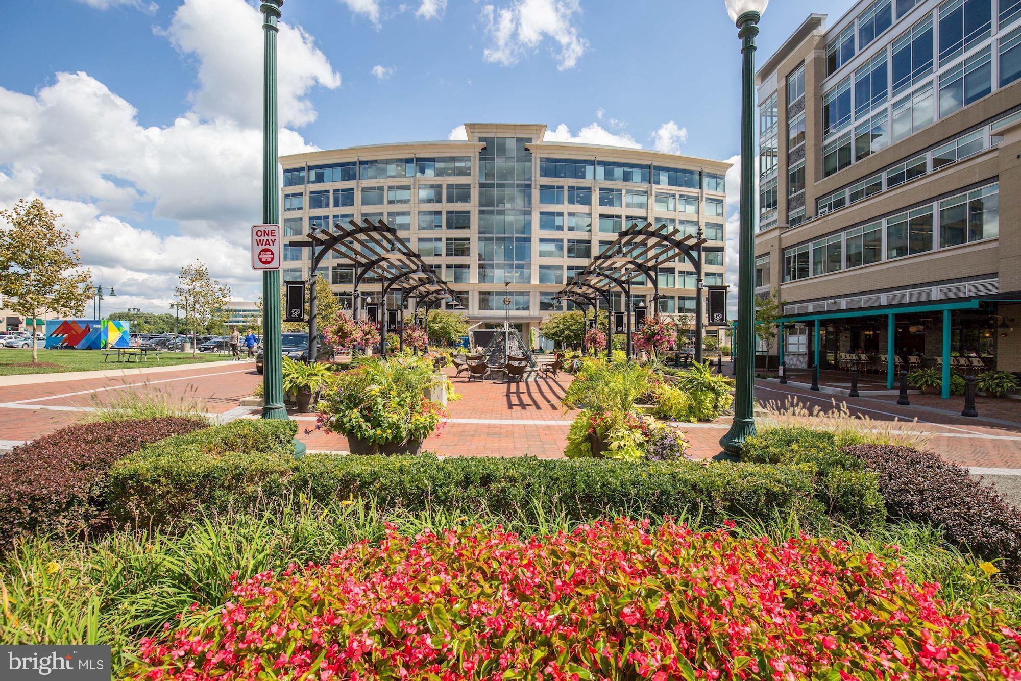 PARK POTOMAC - Residential