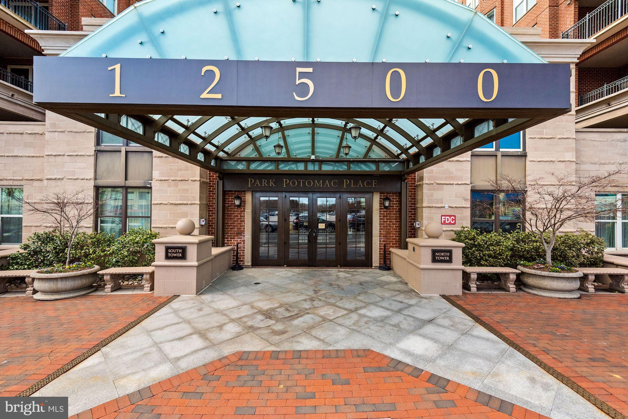 PARK POTOMAC - Residential