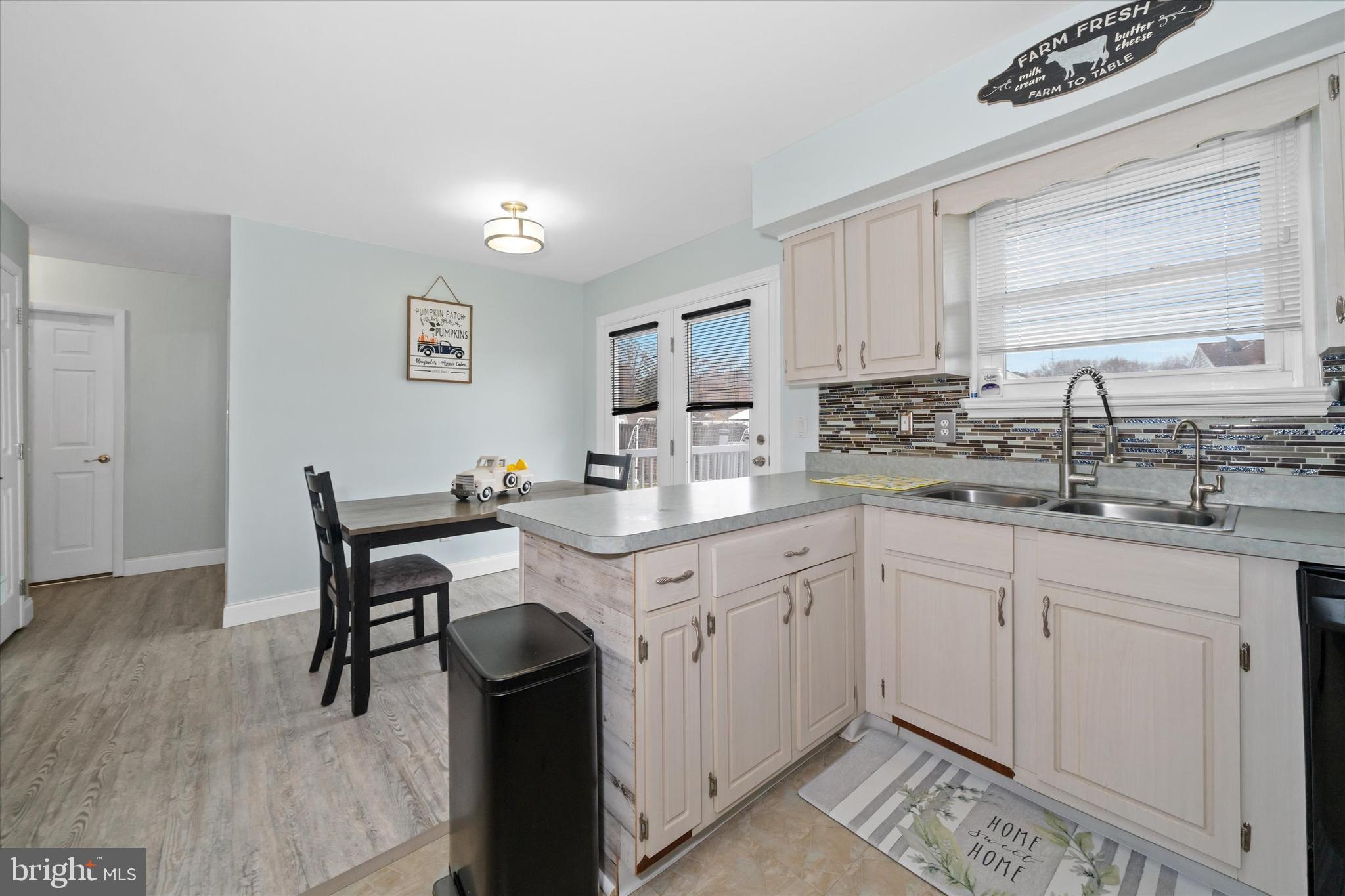 BREEZEWOOD II - Residential