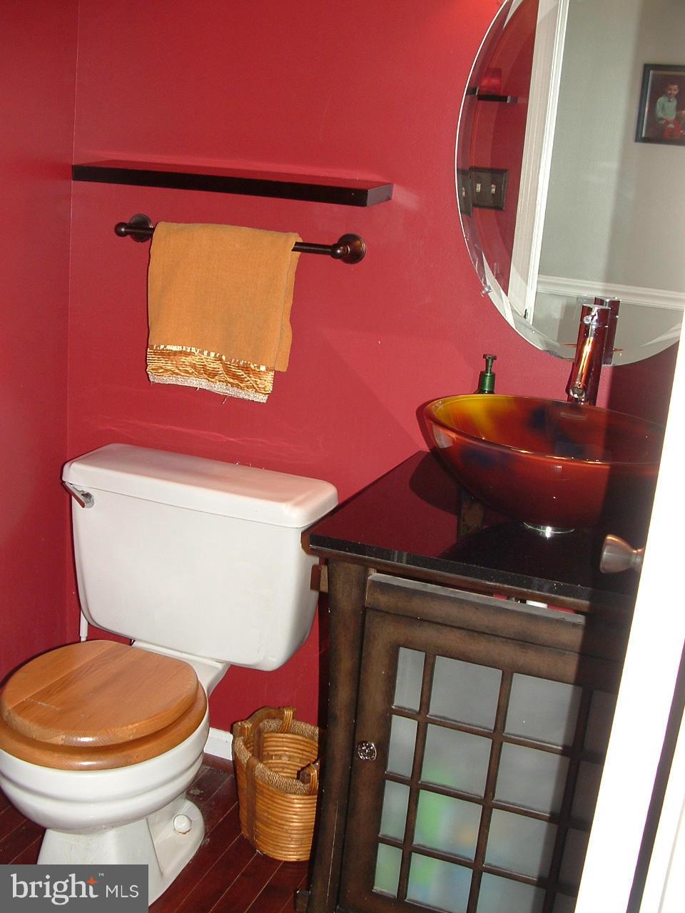 BROADVIEW - Residential Lease