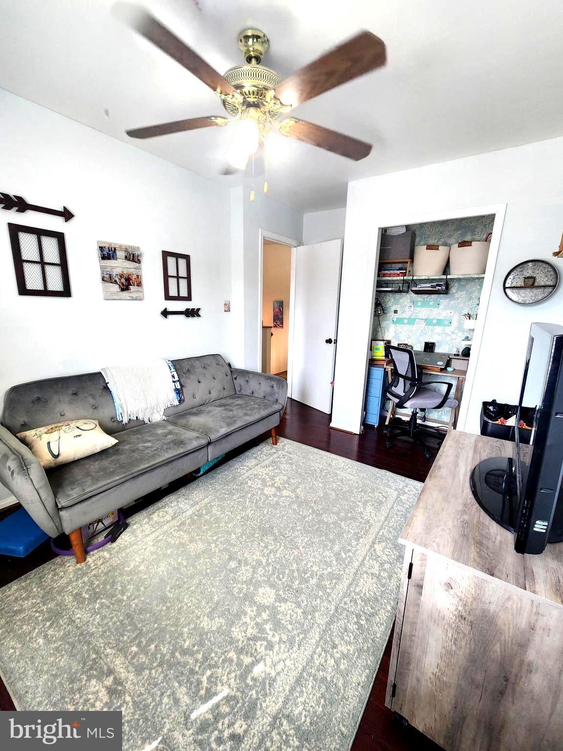 POINT OF WOODS EAST - Residential