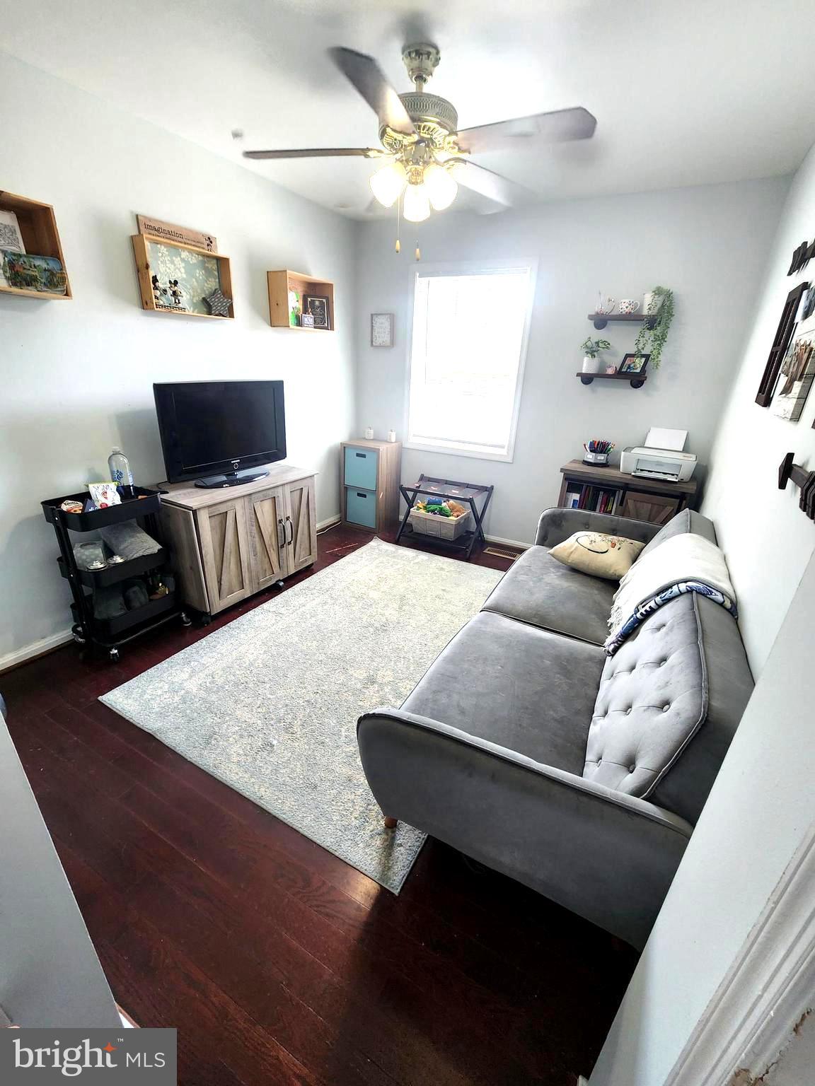 POINT OF WOODS EAST - Residential