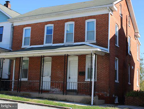 SPRING GROVE - Residential Lease