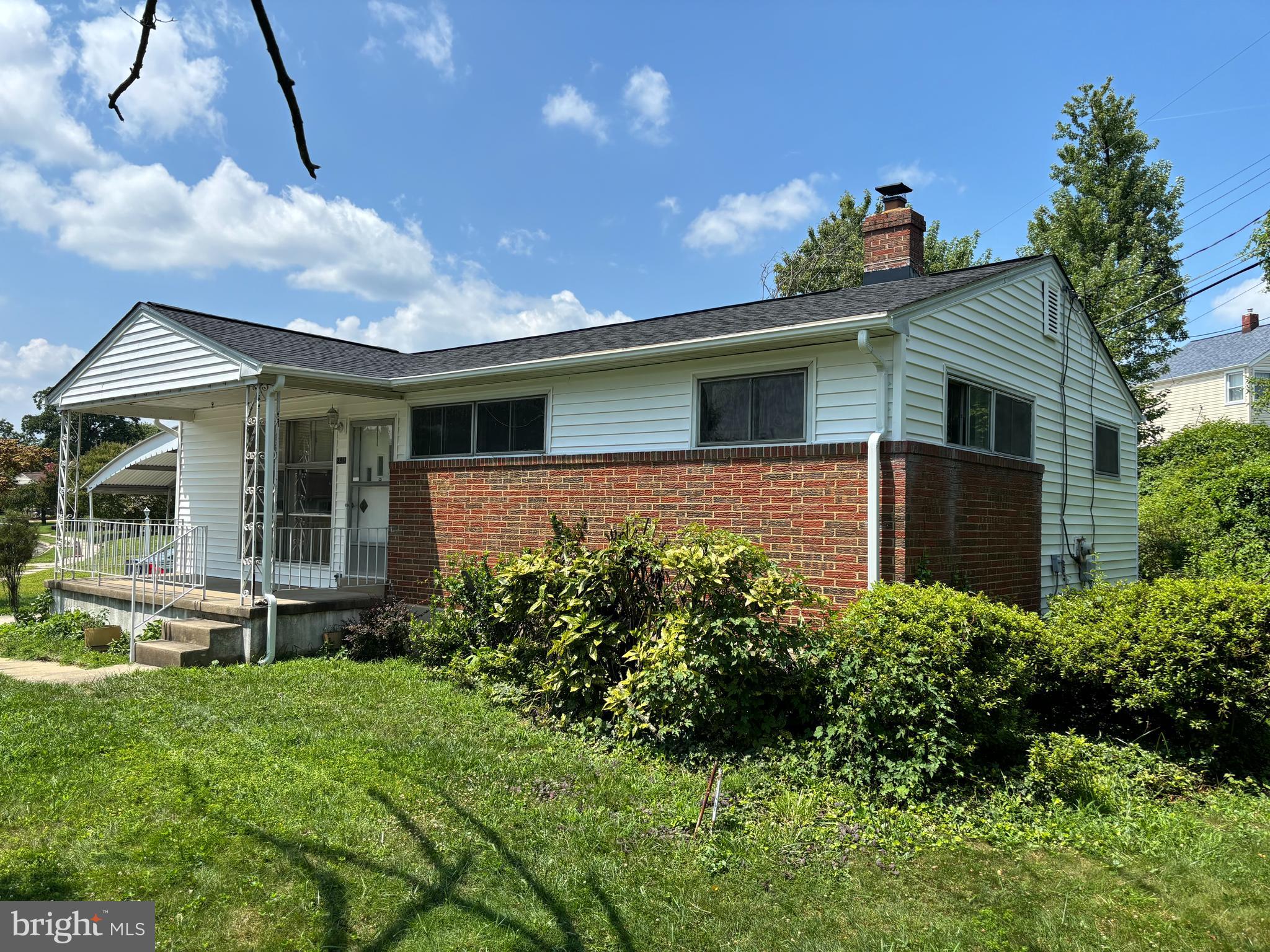 2512 HARWOOD ROAD