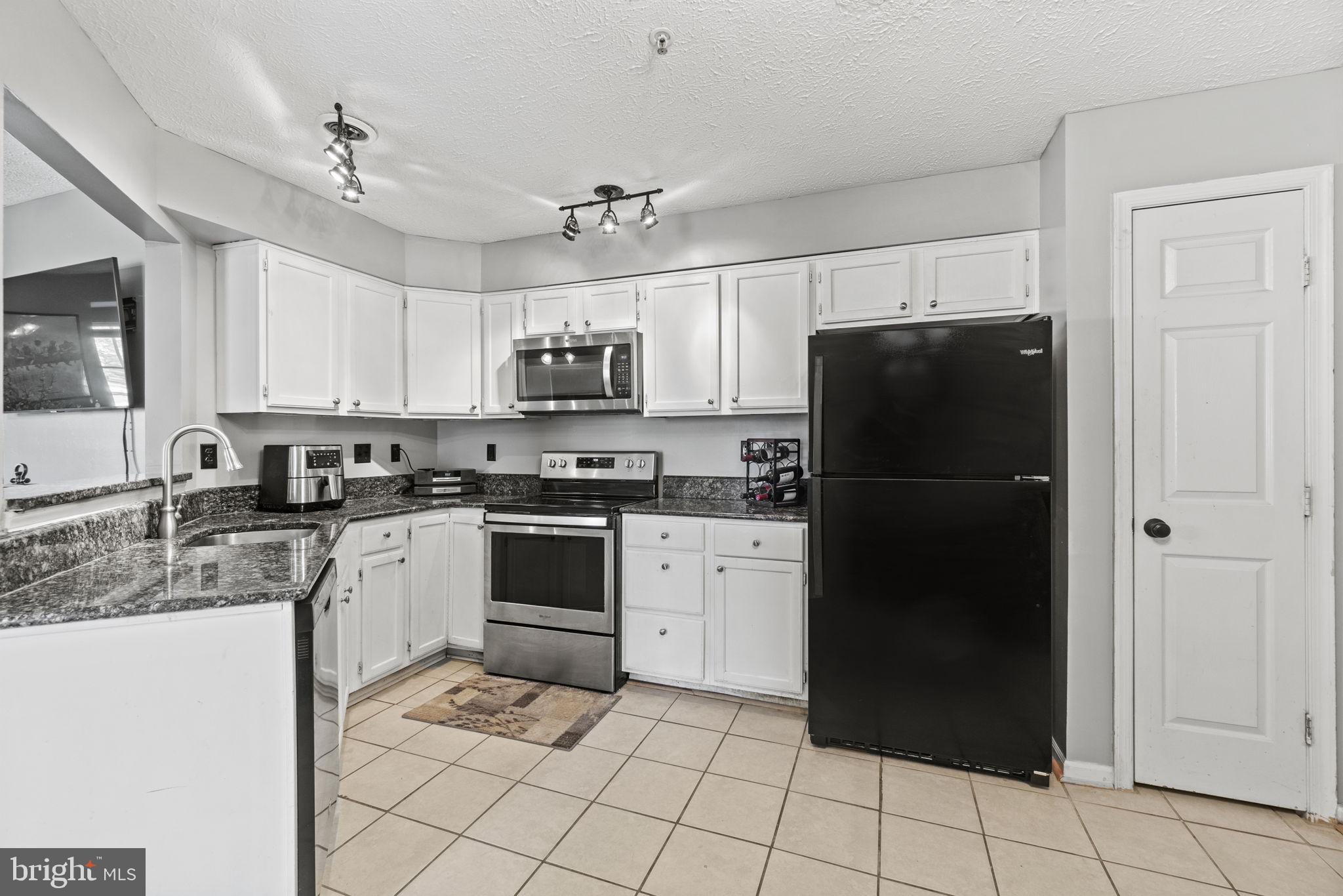 KINGSBROOK - Residential