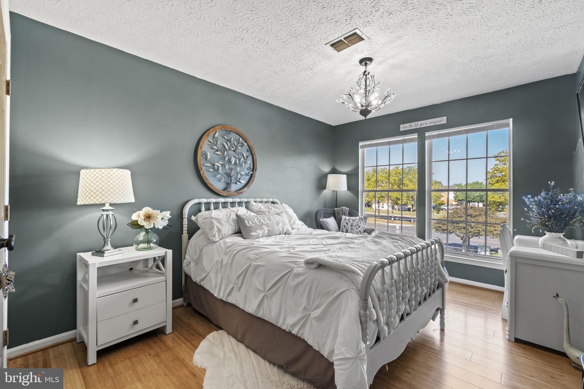 KINGSBROOK - Residential