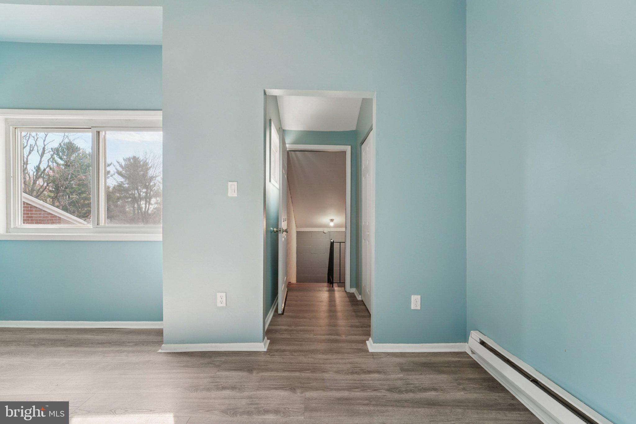 VILLAGE OF OAKLAND MILLS - Residential Lease