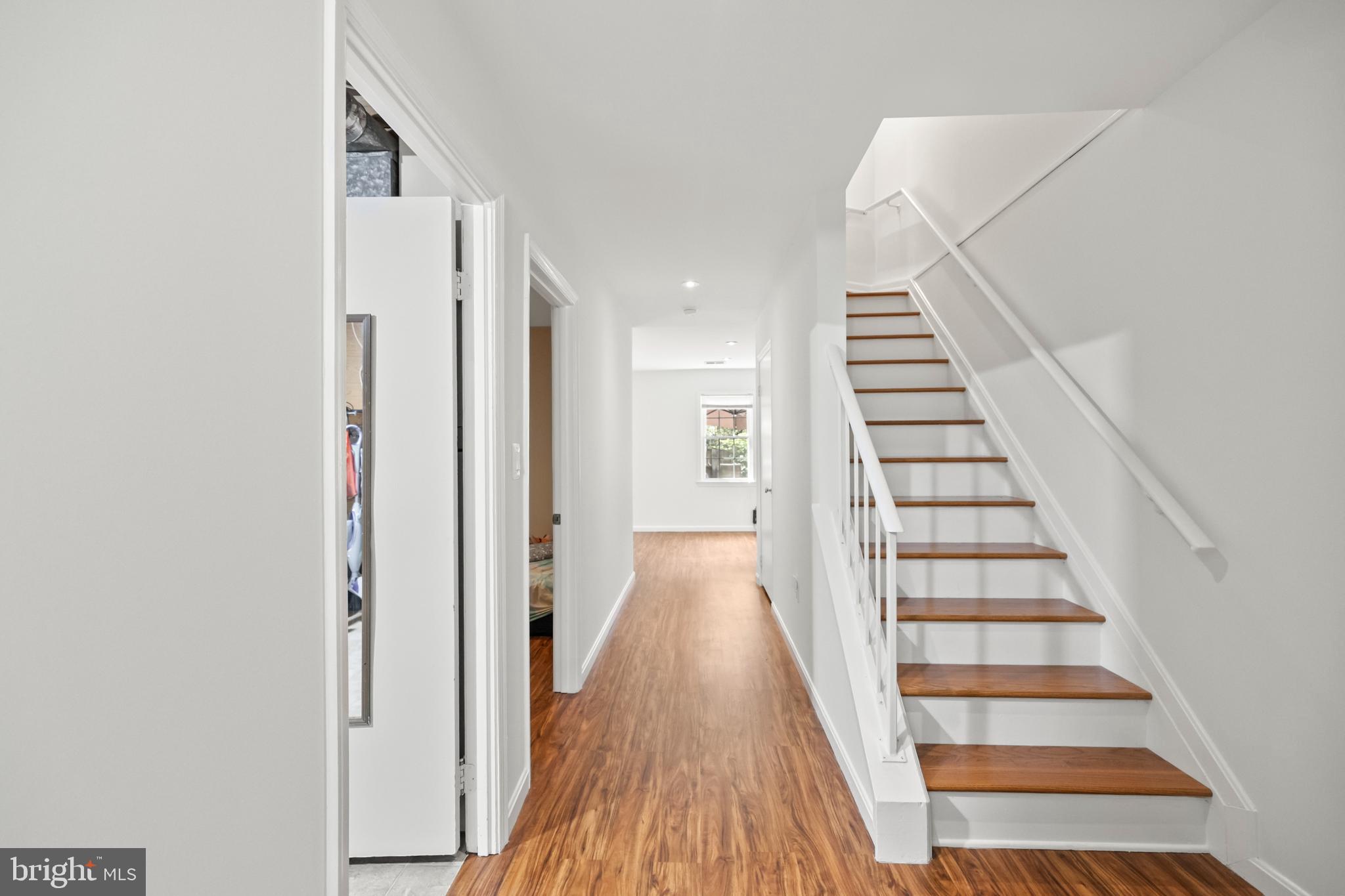 LAFAYETTE VILLAGE - Residential