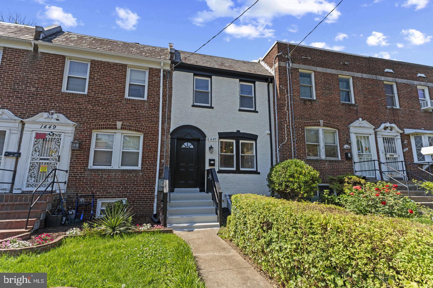 1447 BANGOR STREET SE