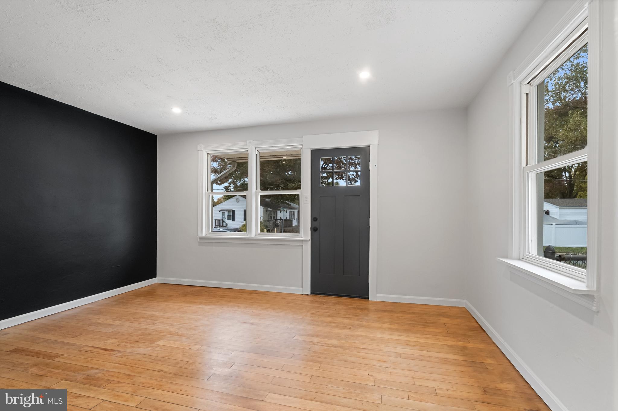 SWAN MEADOWS - Residential