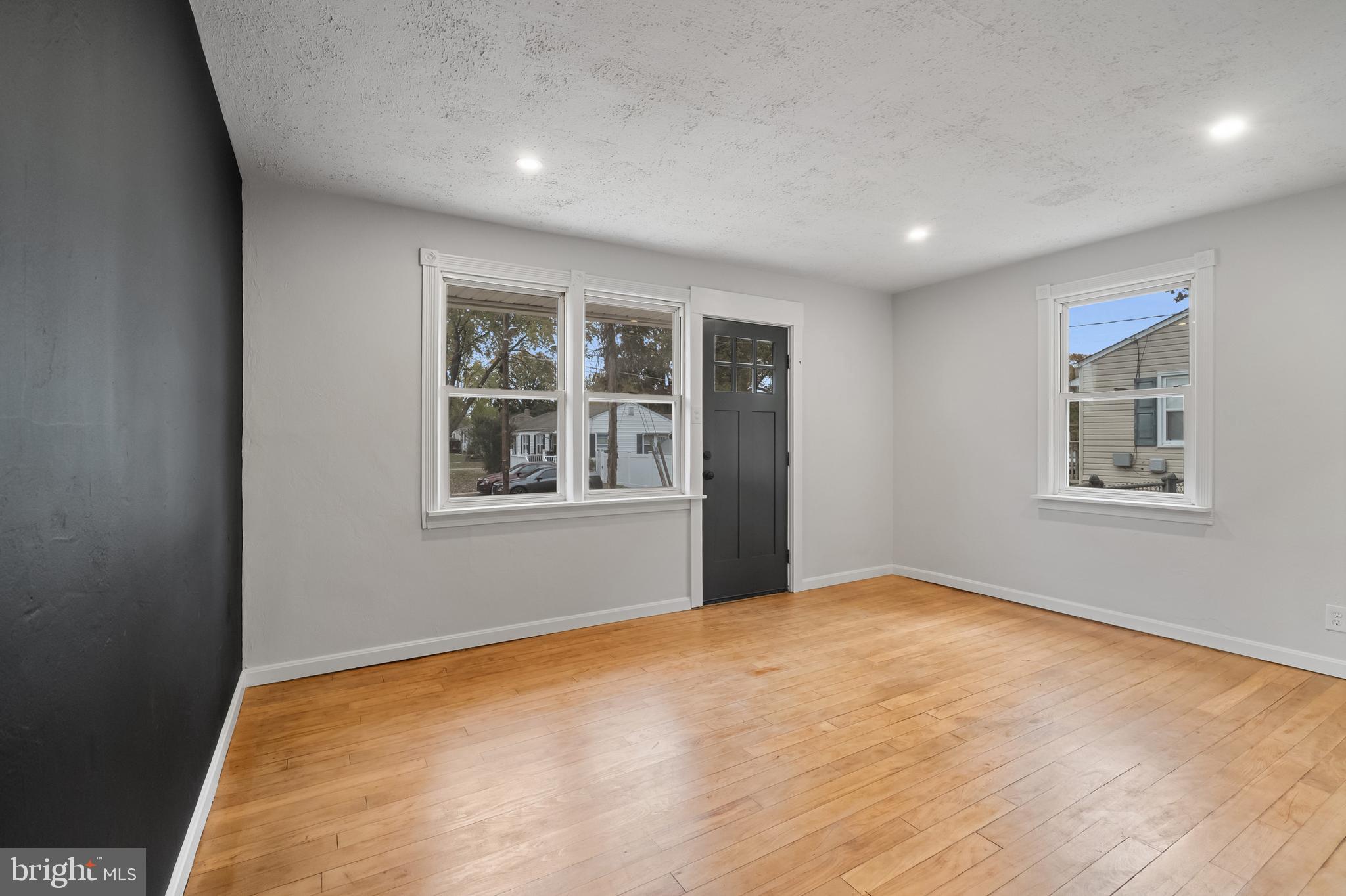 SWAN MEADOWS - Residential