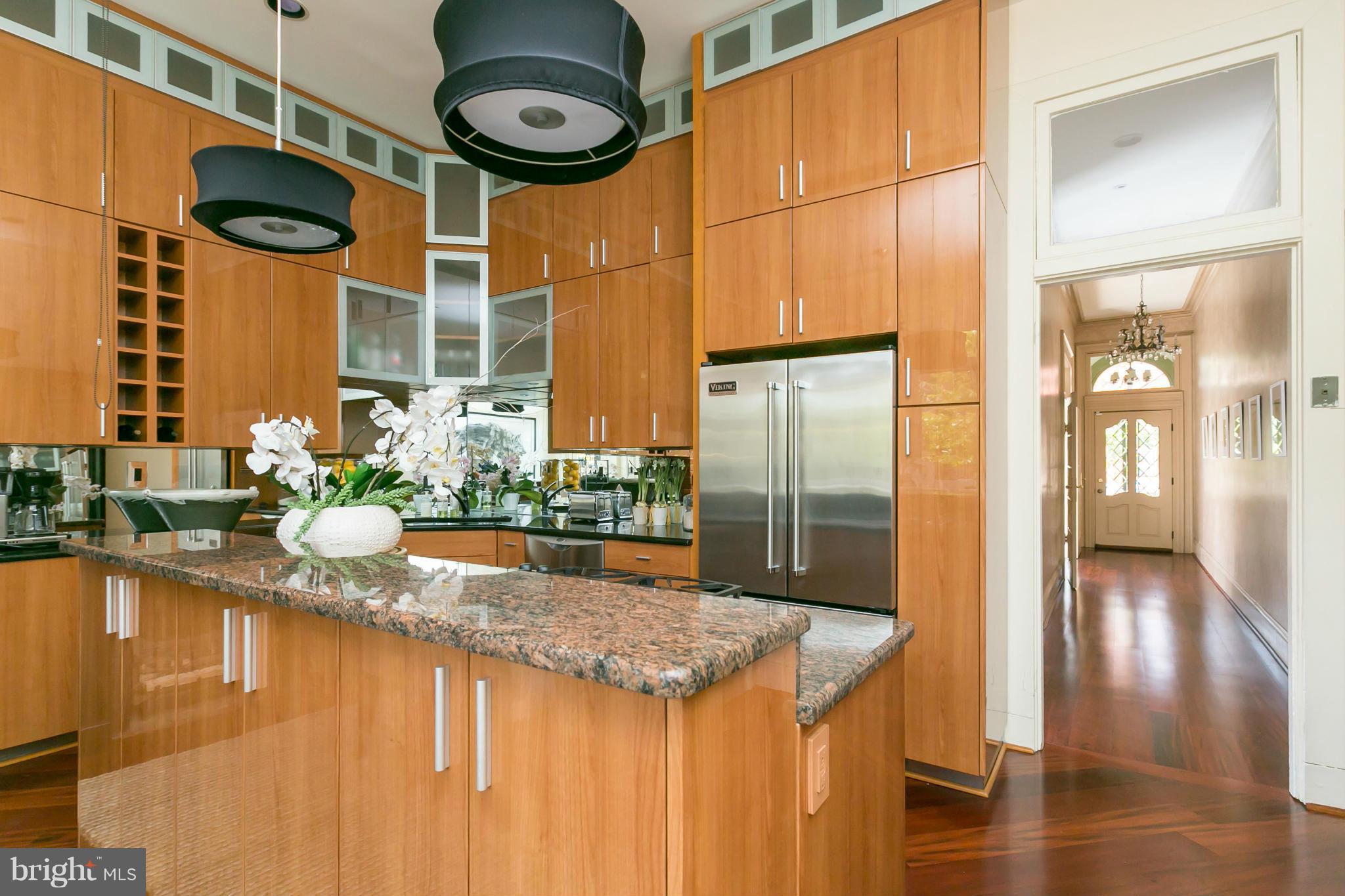 BUTCHER'S HILL - Residential