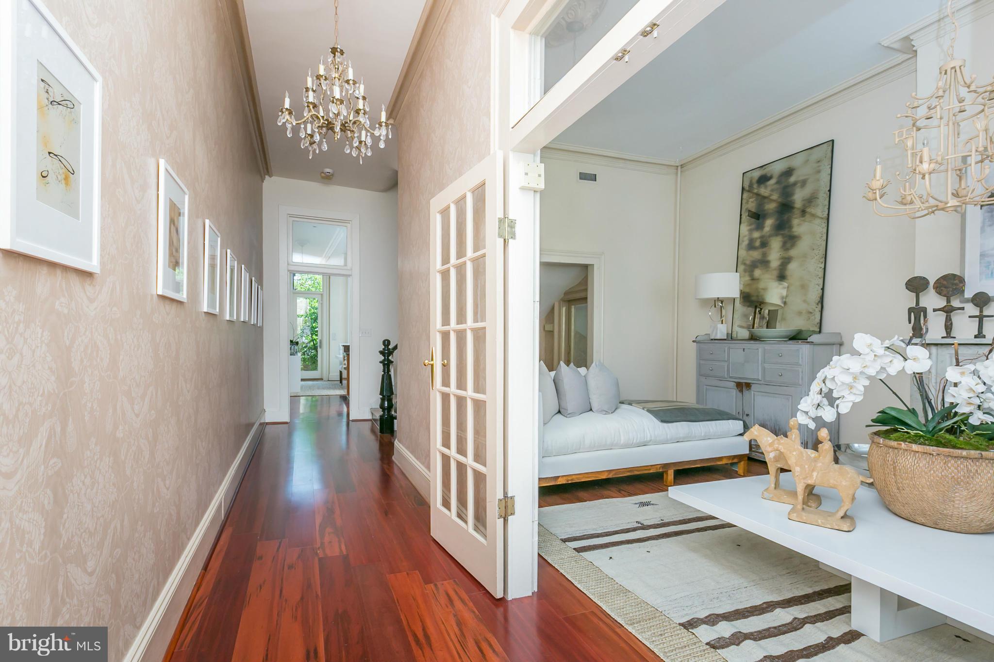 BUTCHER'S HILL - Residential