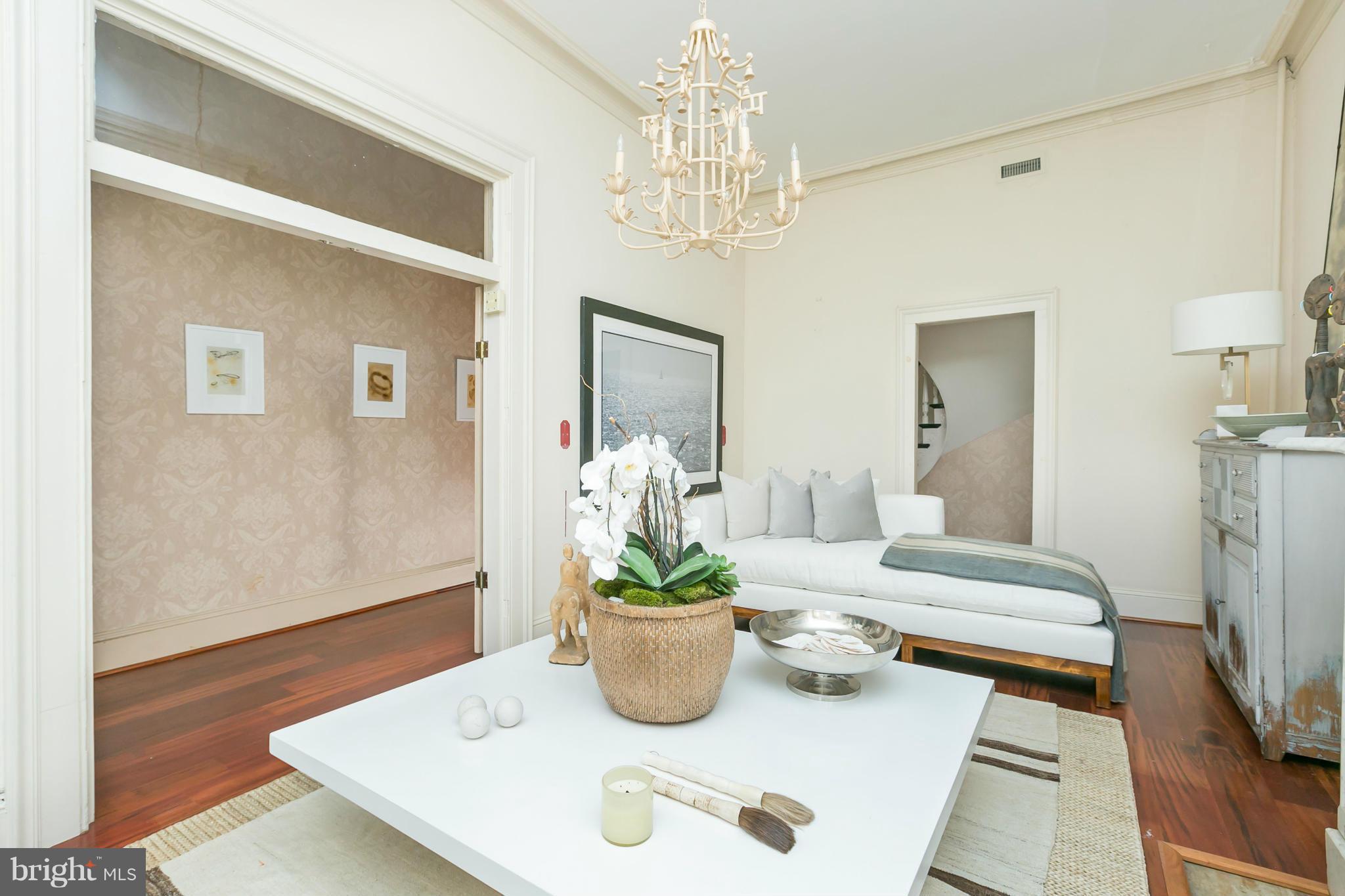 BUTCHER'S HILL - Residential