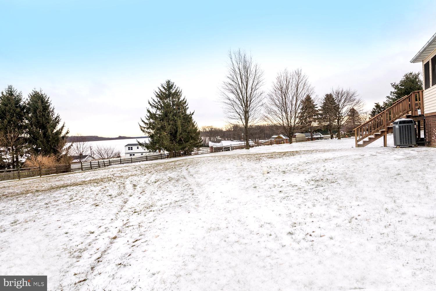 STONE HOUSE VILLAGE - Residential