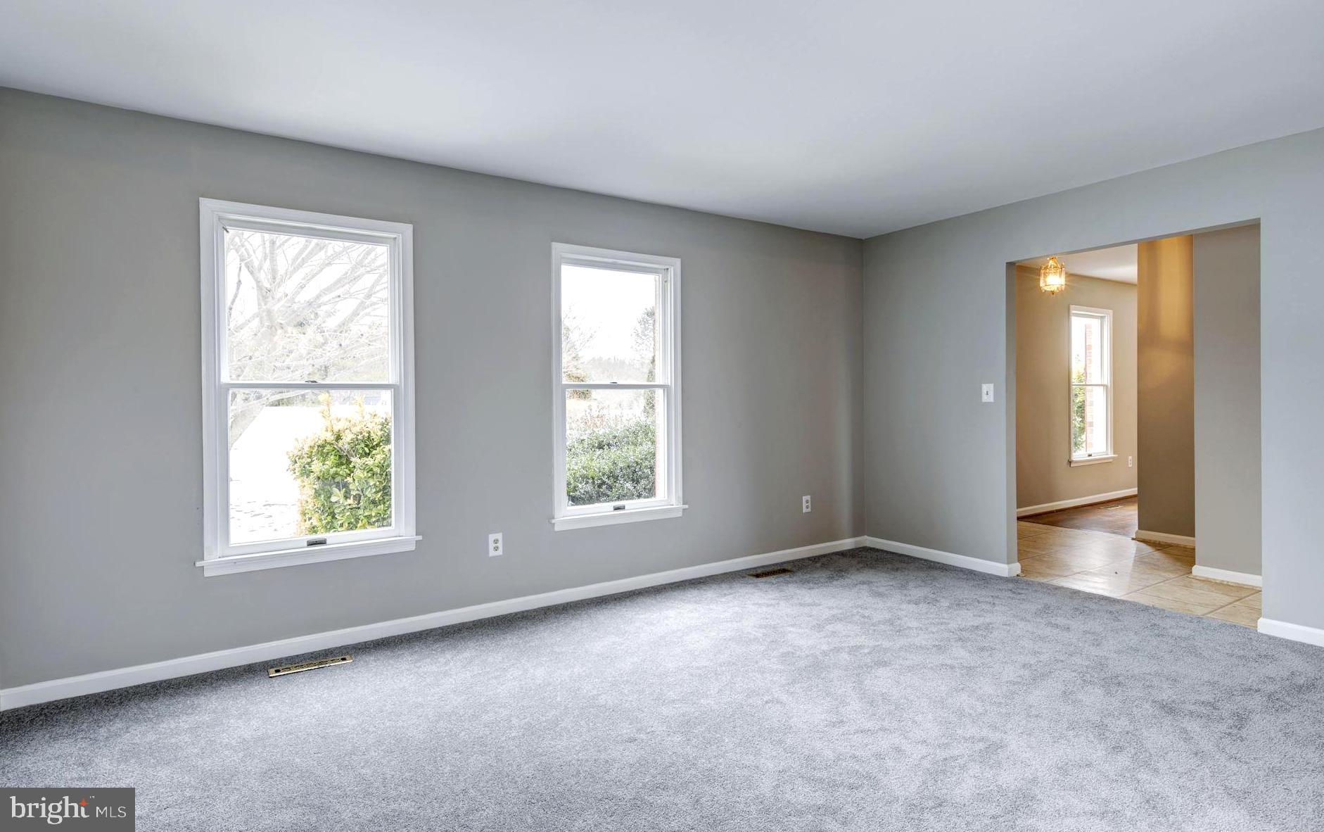 STONE HOUSE VILLAGE - Residential