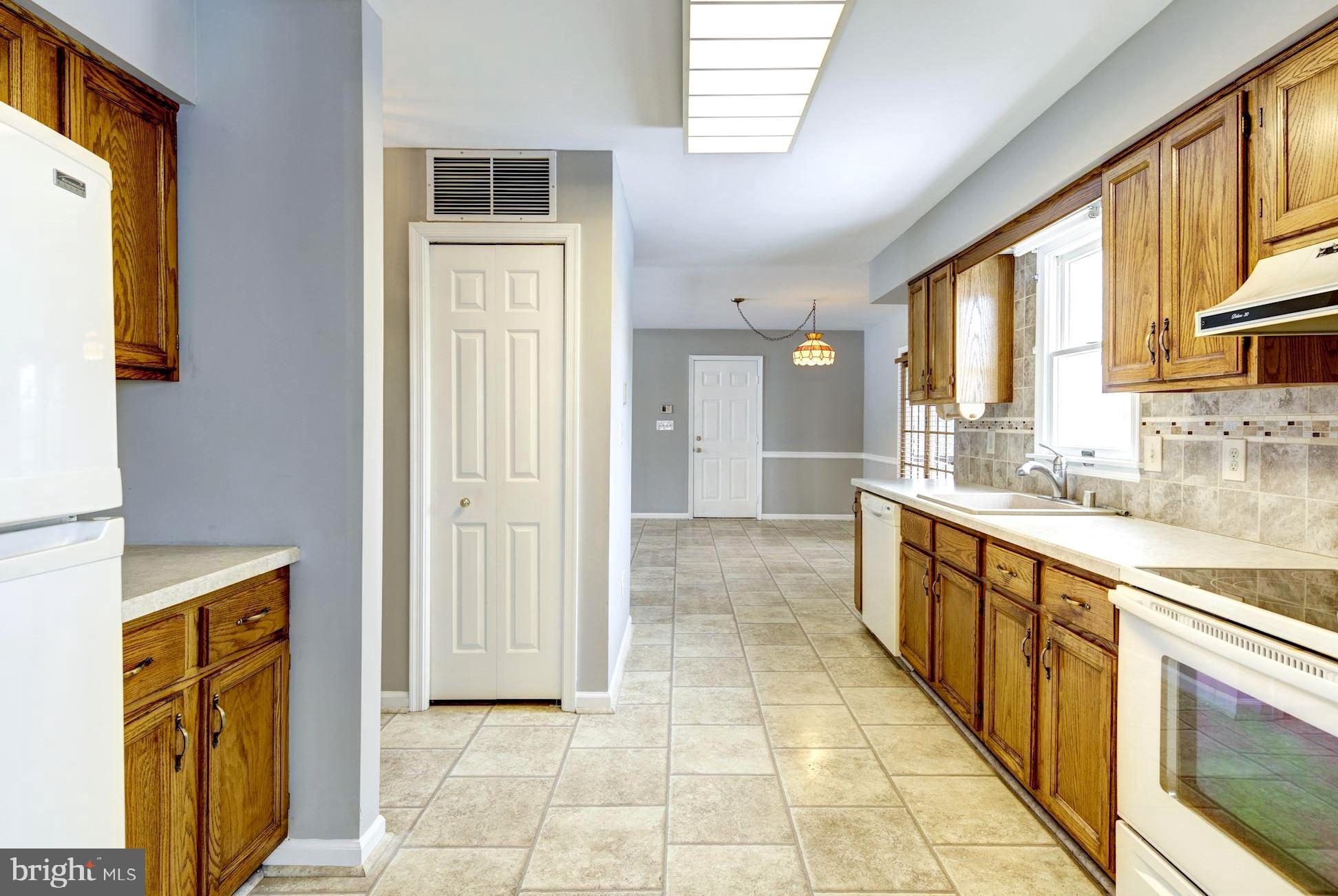 STONE HOUSE VILLAGE - Residential