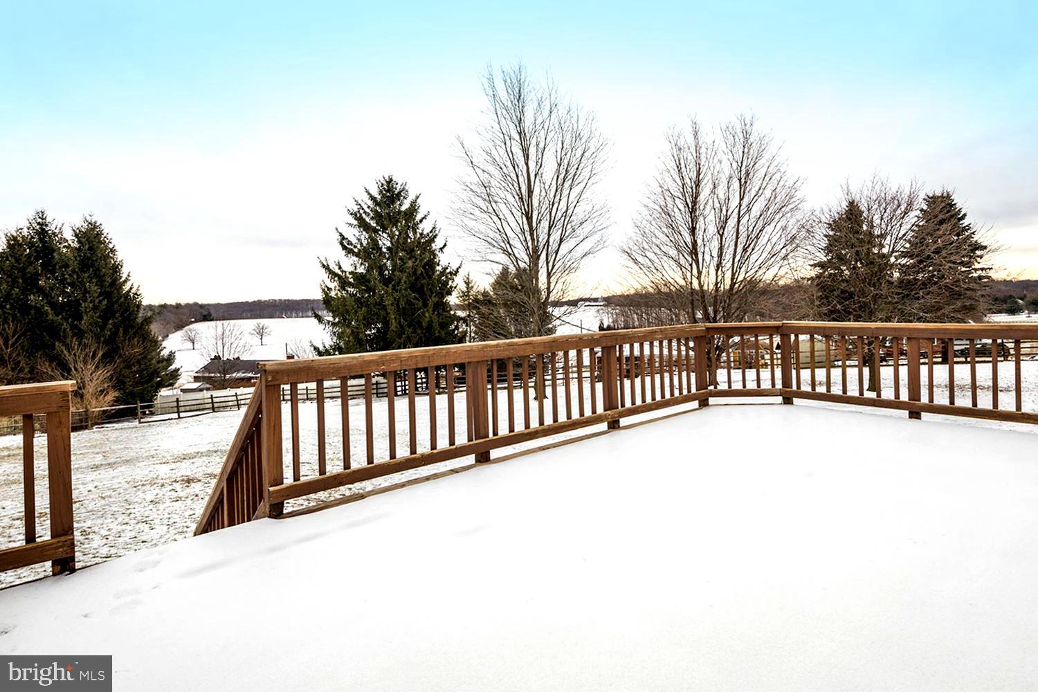 STONE HOUSE VILLAGE - Residential