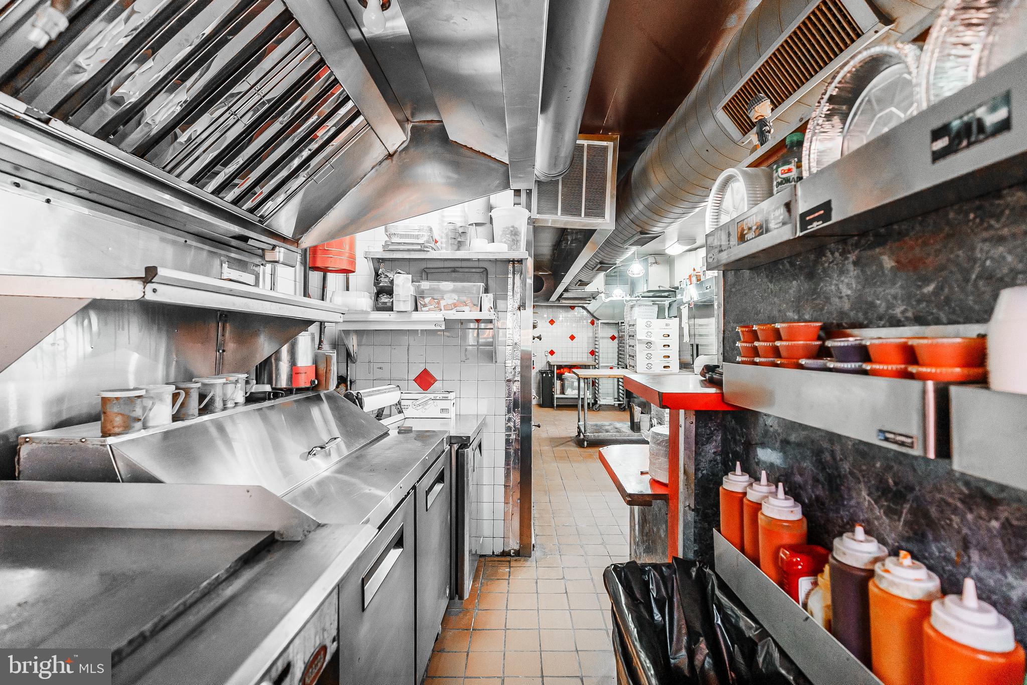 MARCONI PARK WEST - Commercial Sale