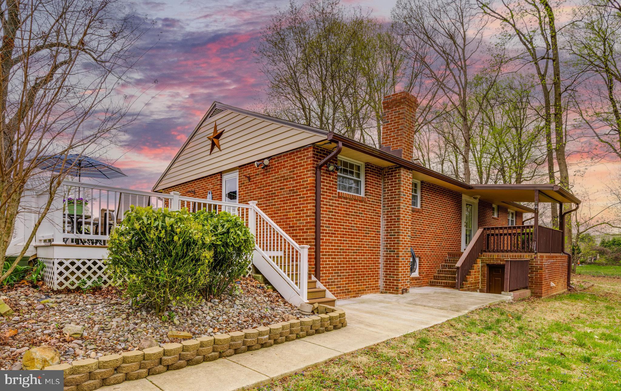 FAIRVIEW - Residential